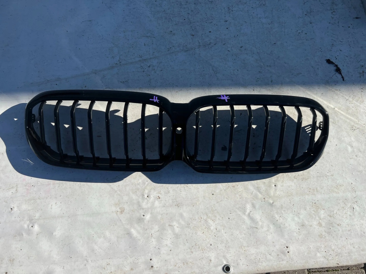 BMW 5 G31 Kühlergrill FRONTGRILL Kühlergitter 5113185 - Thumbnail 1
