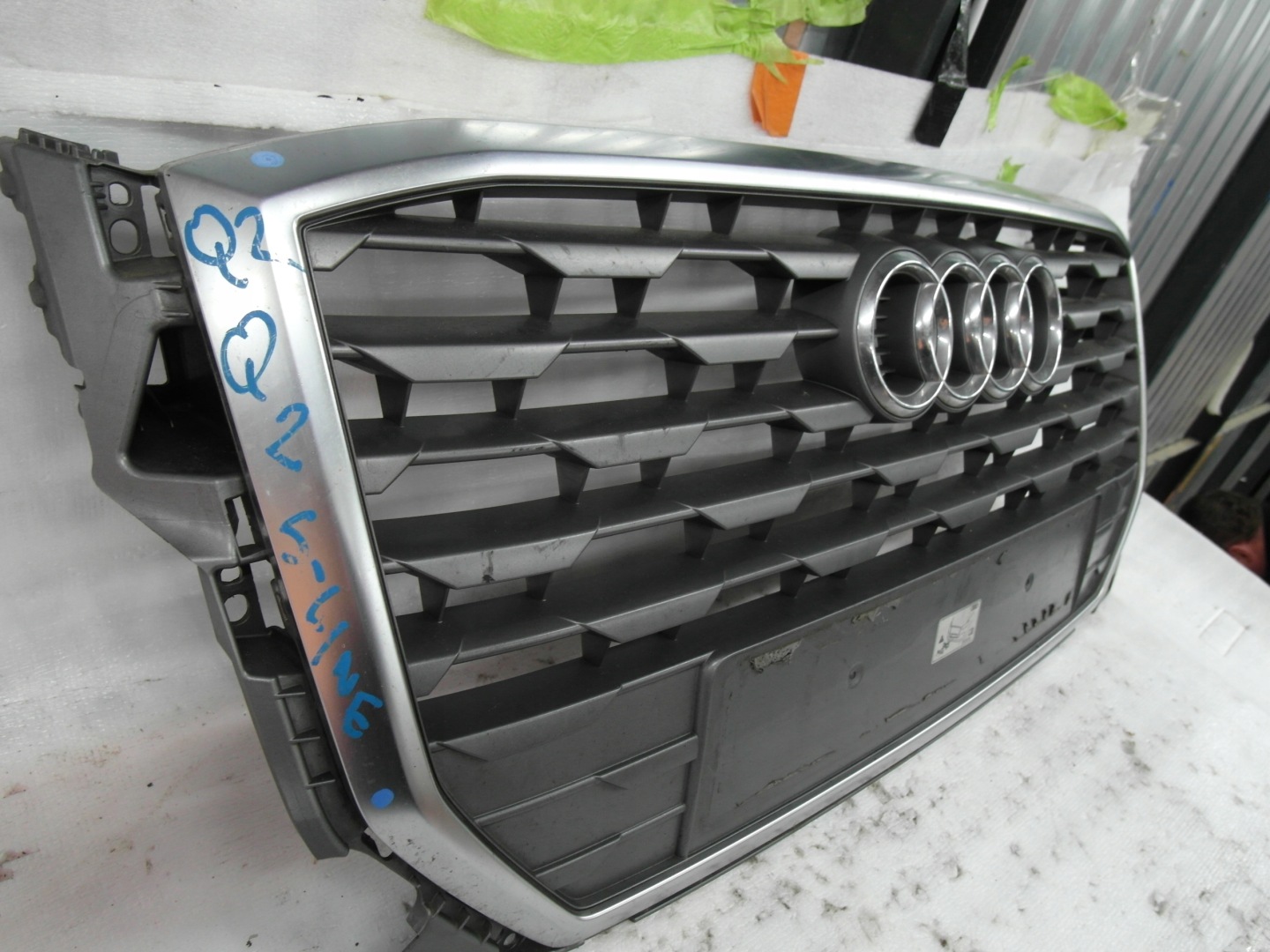 Audi Q2 Kühlergrill FRONTGRILL Kühlergitter - Thumbnail 5