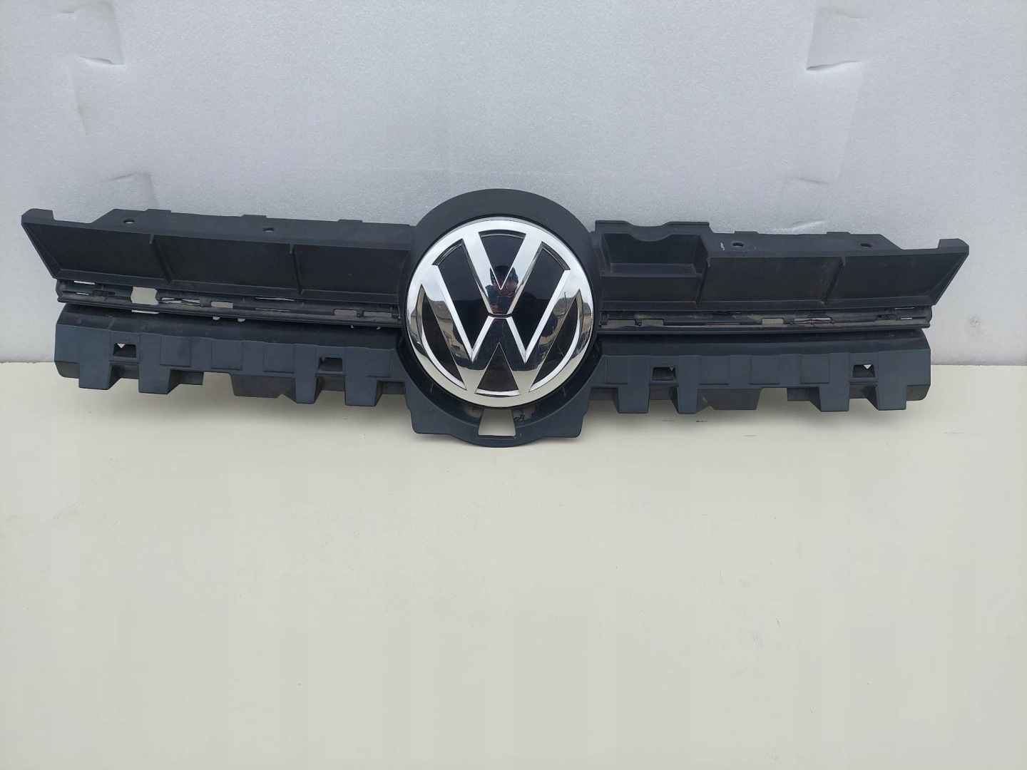 VW 1S0 Kühlergrill FRONTGRILL Kühlergitter 1S0853653A - Thumbnail 1