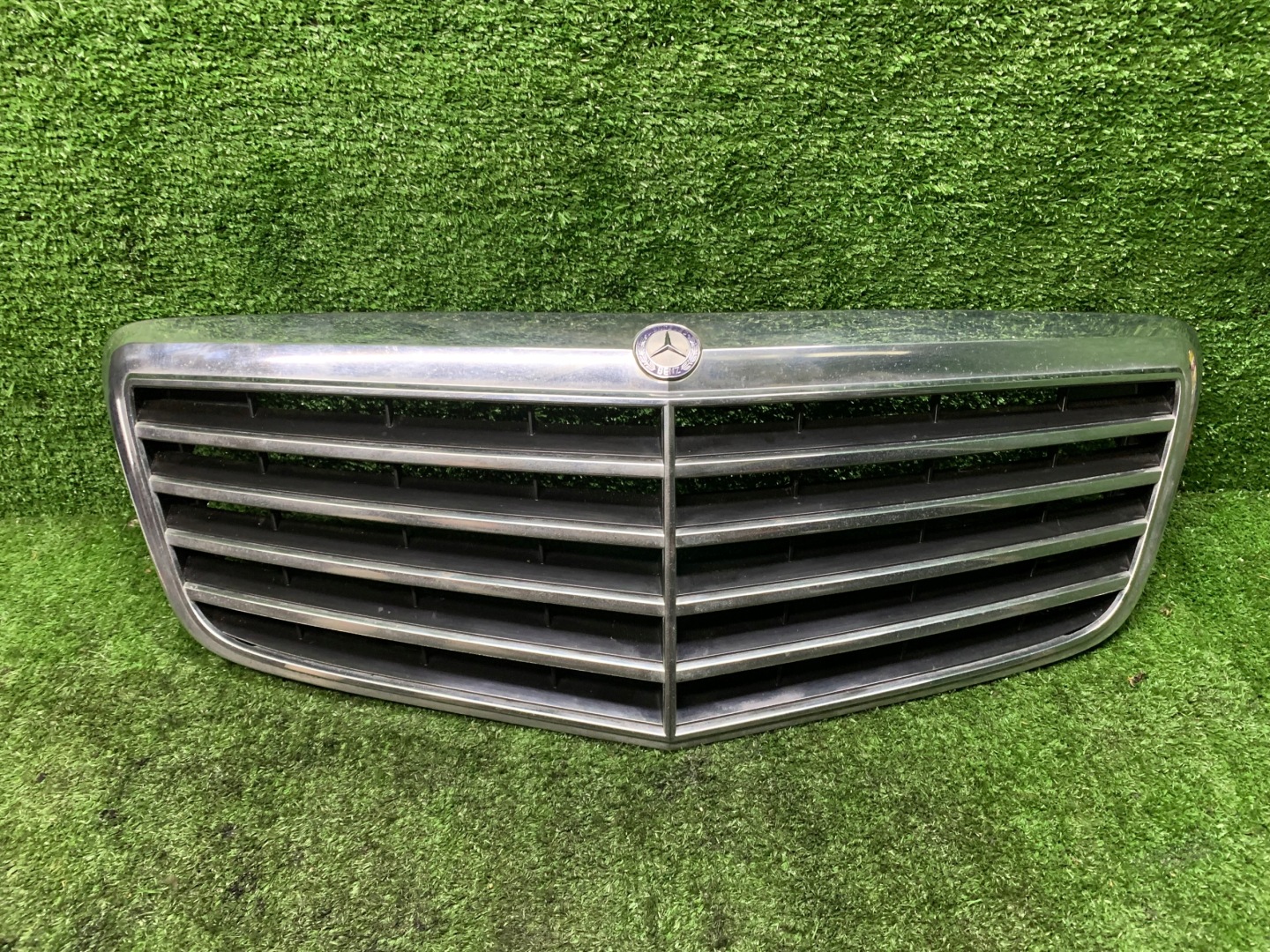 Mercedes-Benz E-Klasse W211 Kühlergrill FRONTGRILL Kühlergitter A2118801783 - Thumbnail 1