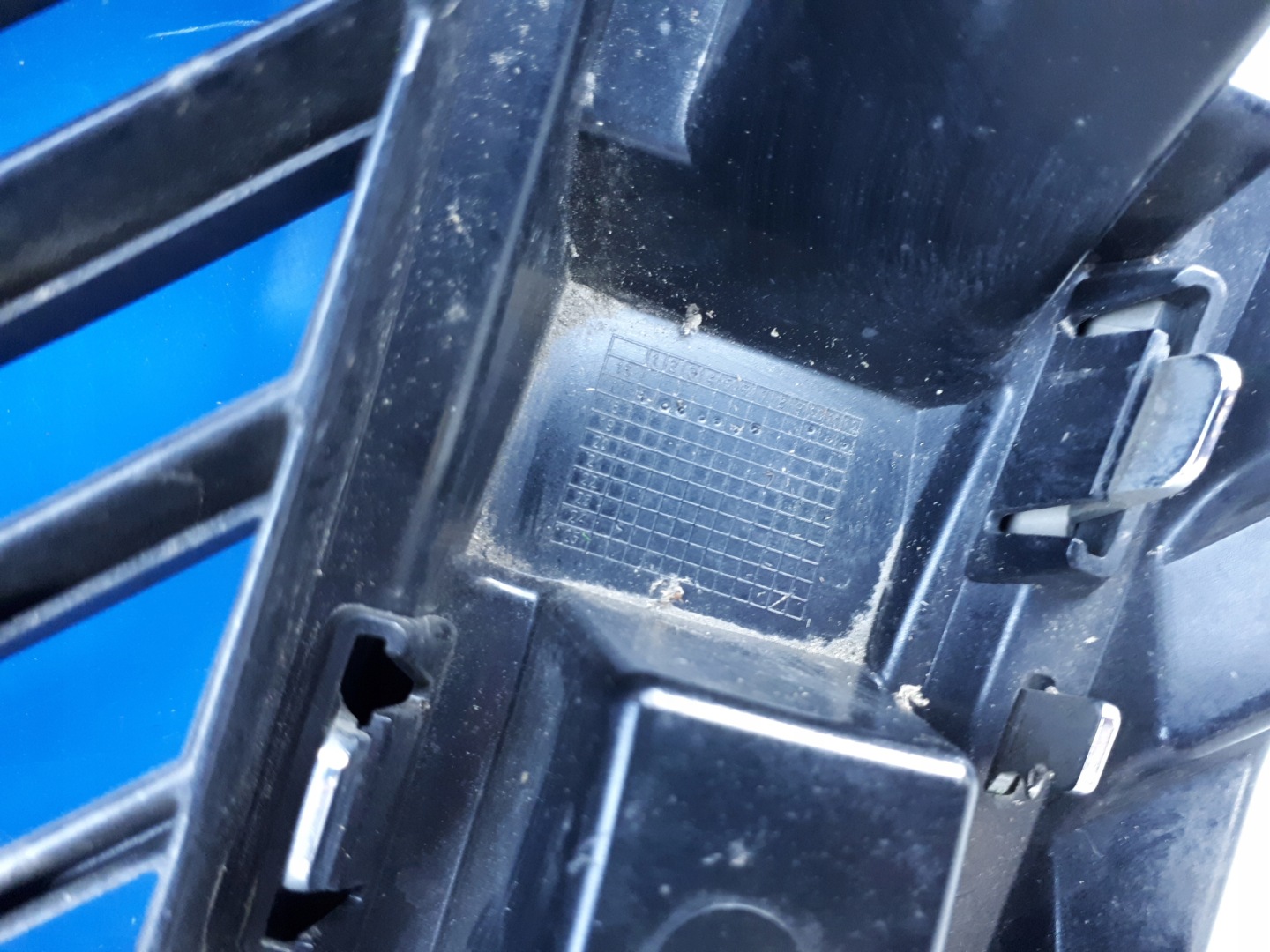 Nissan Qashqai J11 Kühlergrill FRONTGRILL Kühlergitter 62310HV00A - Thumbnail 12