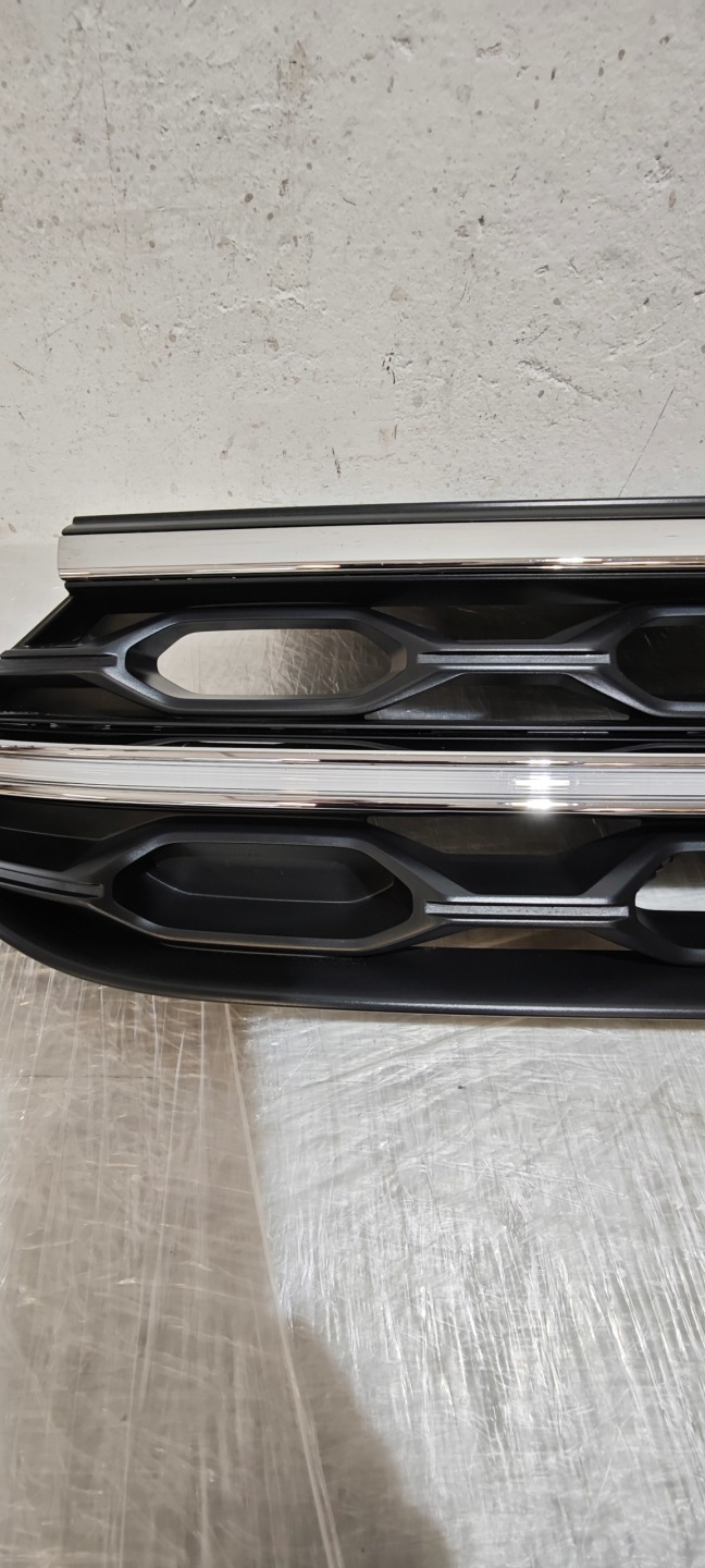 VW T-Roc A1 Kühlergrill FRONTGRILL Kühlergitter 2GA853653HT - Thumbnail 7