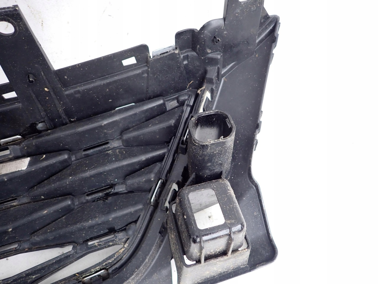 SEAT Ateca 575 Kühlergrill FRONTGRILL Kühlergitter 575853654 - Thumbnail 10