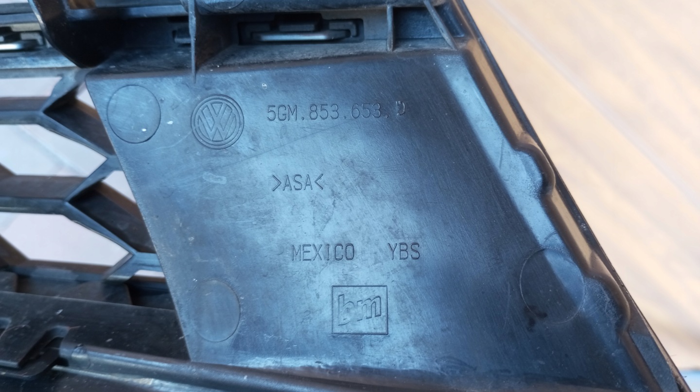 VW Golf V Kühlergrill FRONTGRILL Kühlergitter 5GM853653D - Thumbnail 9