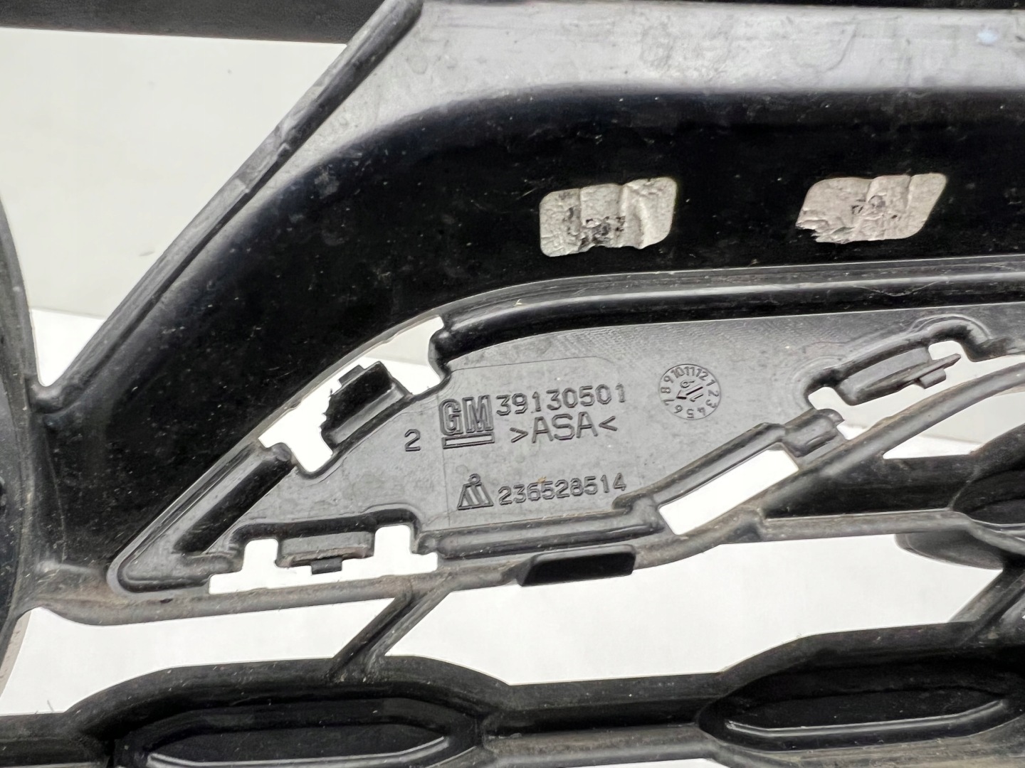 Opel Astra Kühlergrill FRONTGRILL Kühlergitter 39130501 - Thumbnail 5