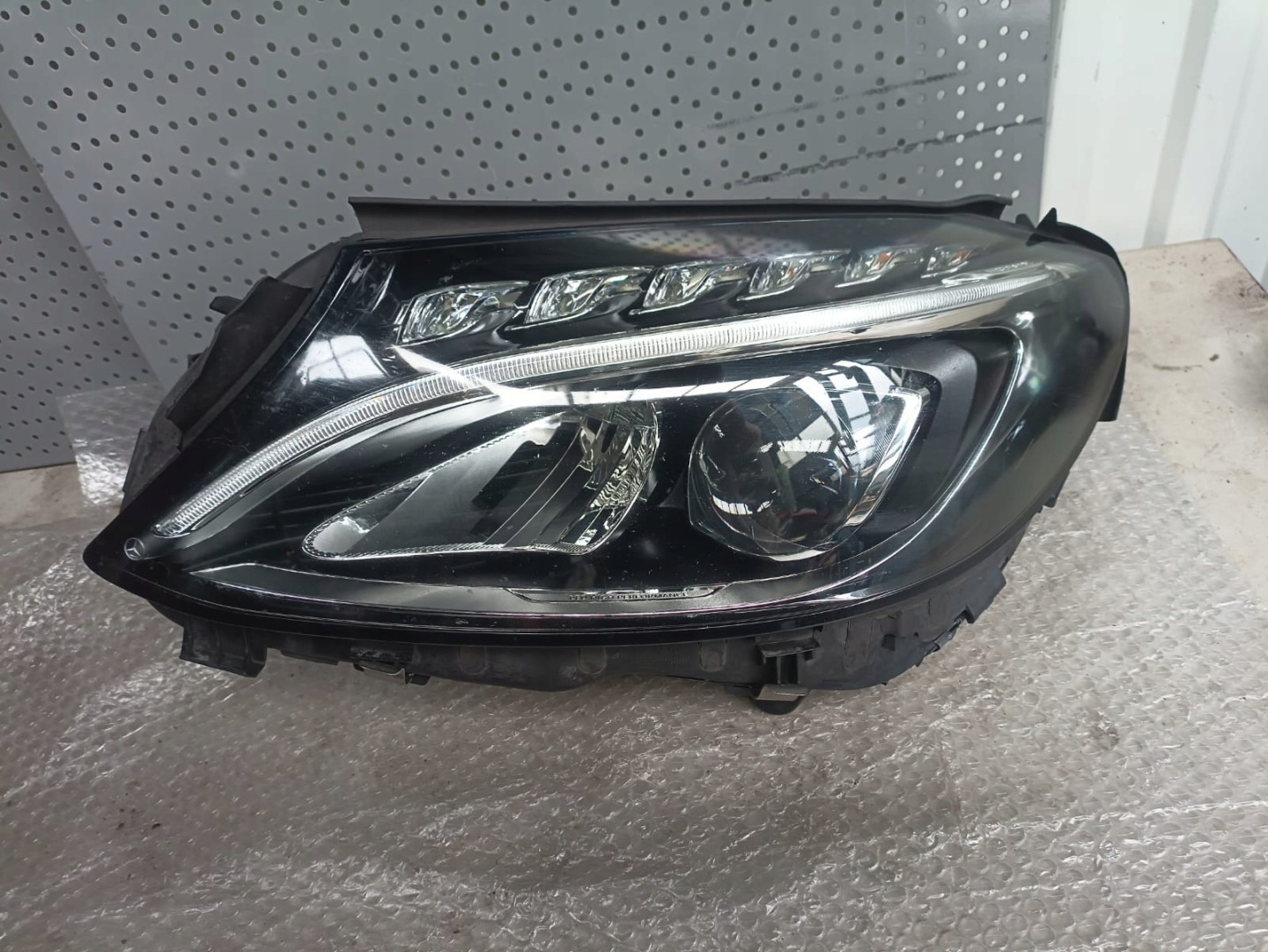 Frontscheinwerfer Mercedes-Benz C-Klasse W205 A2059062302 LED Links Headlight - Thumbnail 1