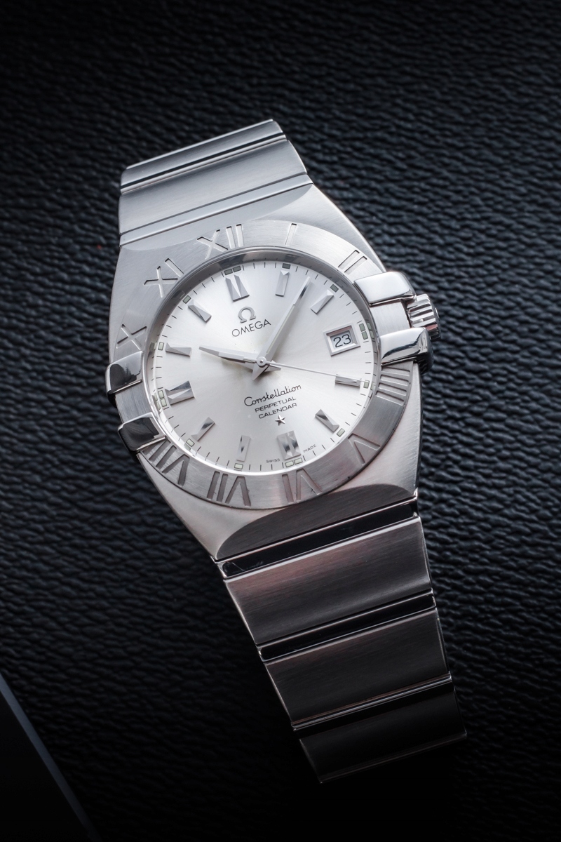 OMEGA CONSTELLATION DOUBLE EAGLE PERPETUAL CALENDAR QUARTZ 38MM