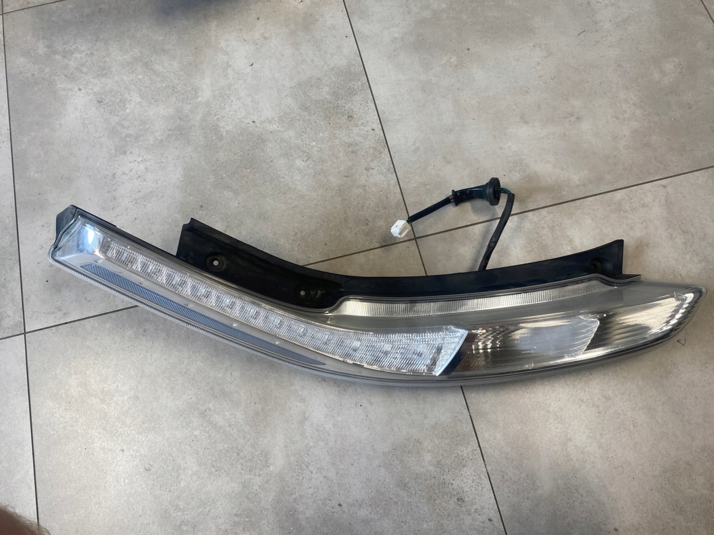 Nissan Leaf ZE0 Rückleuchte 265553NL0B Rearlamp - Thumbnail 1