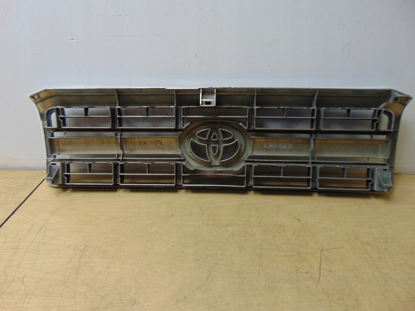 Toyota Land Cruiser J7/J9/J12/J15/J25 J7 Kühlergrill FRONTGRILL 5310160450 - Thumbnail 8