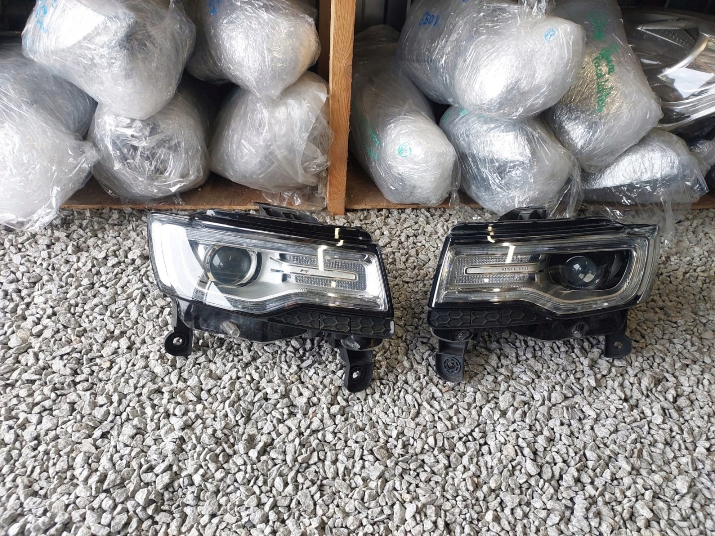 Frontscheinwerfer Jeep Cherokee J EEWK214XEN Xenon Links Scheinwerfer Headlight - Thumbnail 1