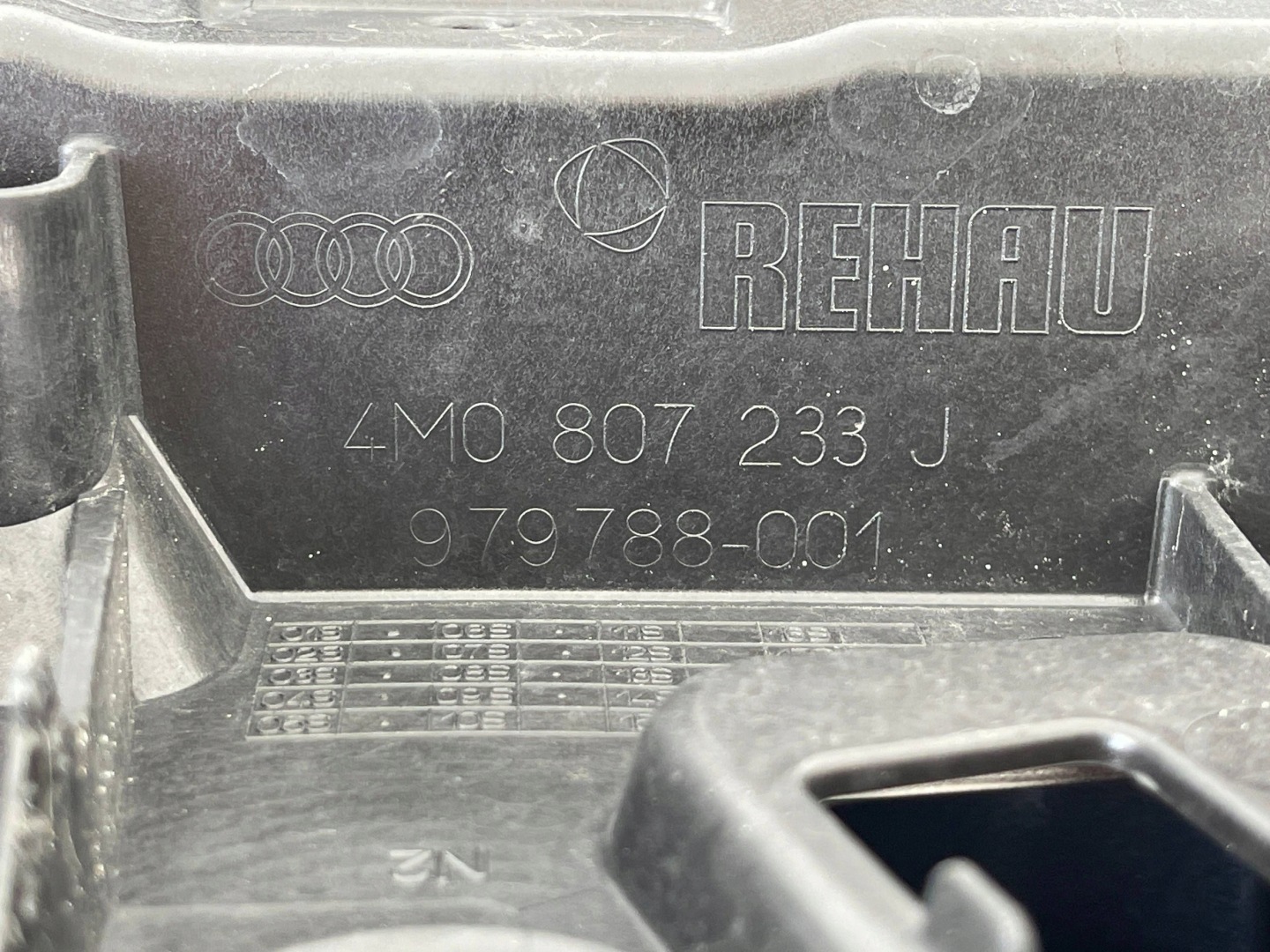 Audi Q7 Kühlergrill FRONTGRILL Kühlergitter 4M0853651BE - Thumbnail 12