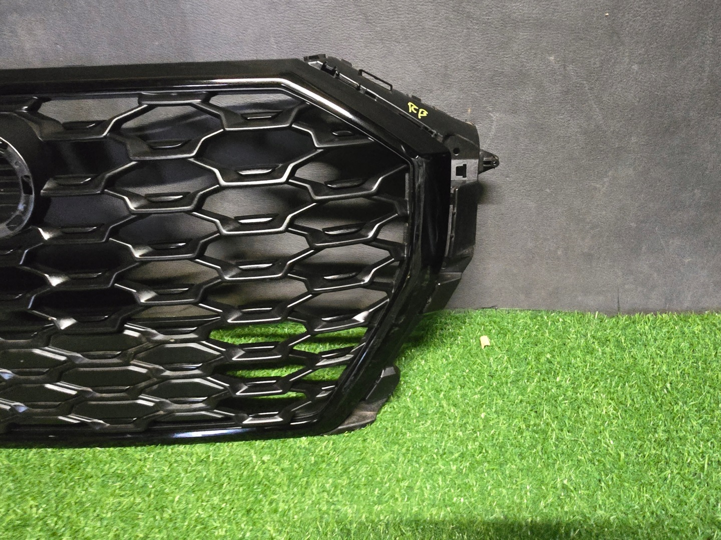 Audi Q3 Kühlergrill FRONTGRILL Kühlergitter 83F854651 - Thumbnail 4