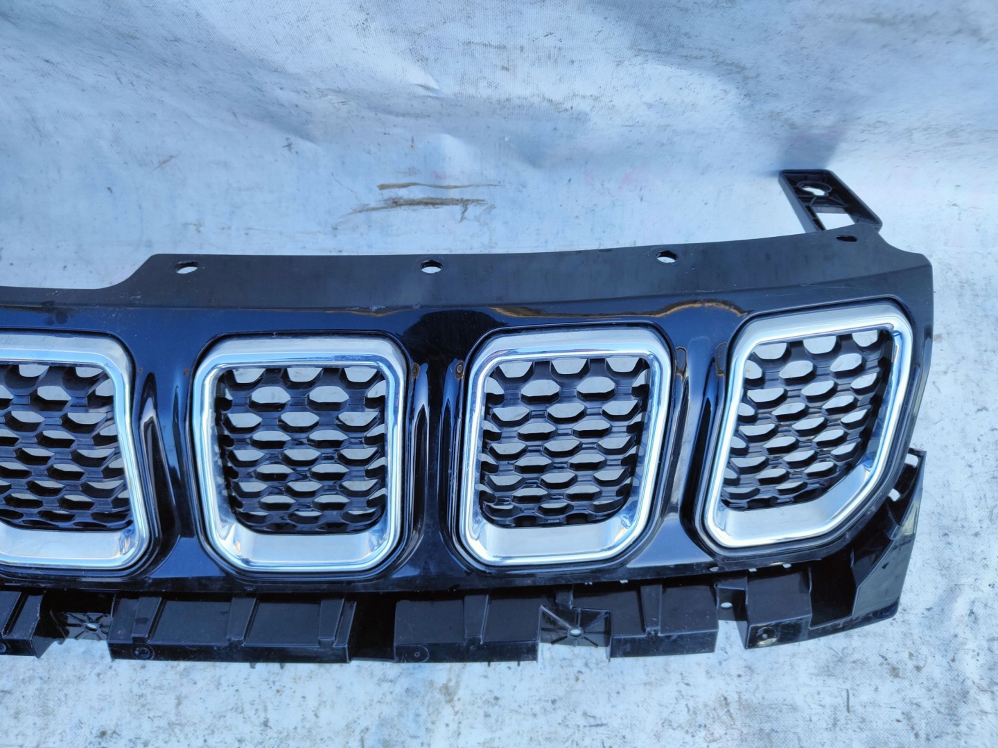 Jeep Compass MX Kühlergrill FRONTGRILL Kühlergitter 073573401 - Thumbnail 3