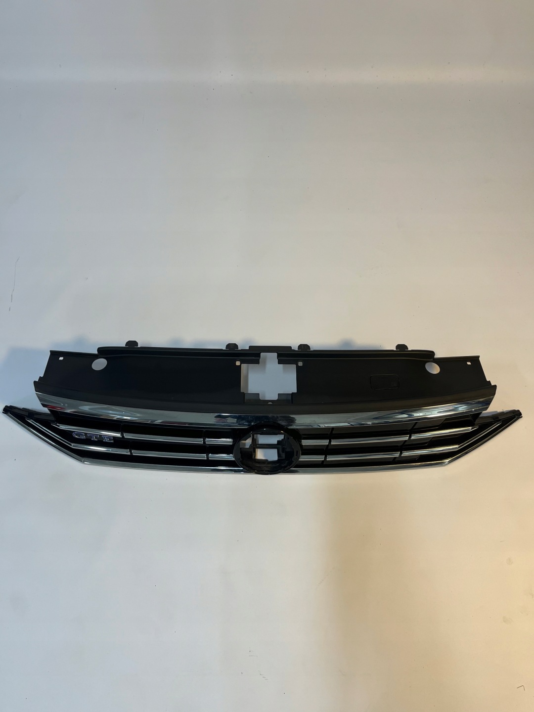 VW Passat B8 Kühlergrill FRONTGRILL Kühlergitter 3G0853653P - Thumbnail 6