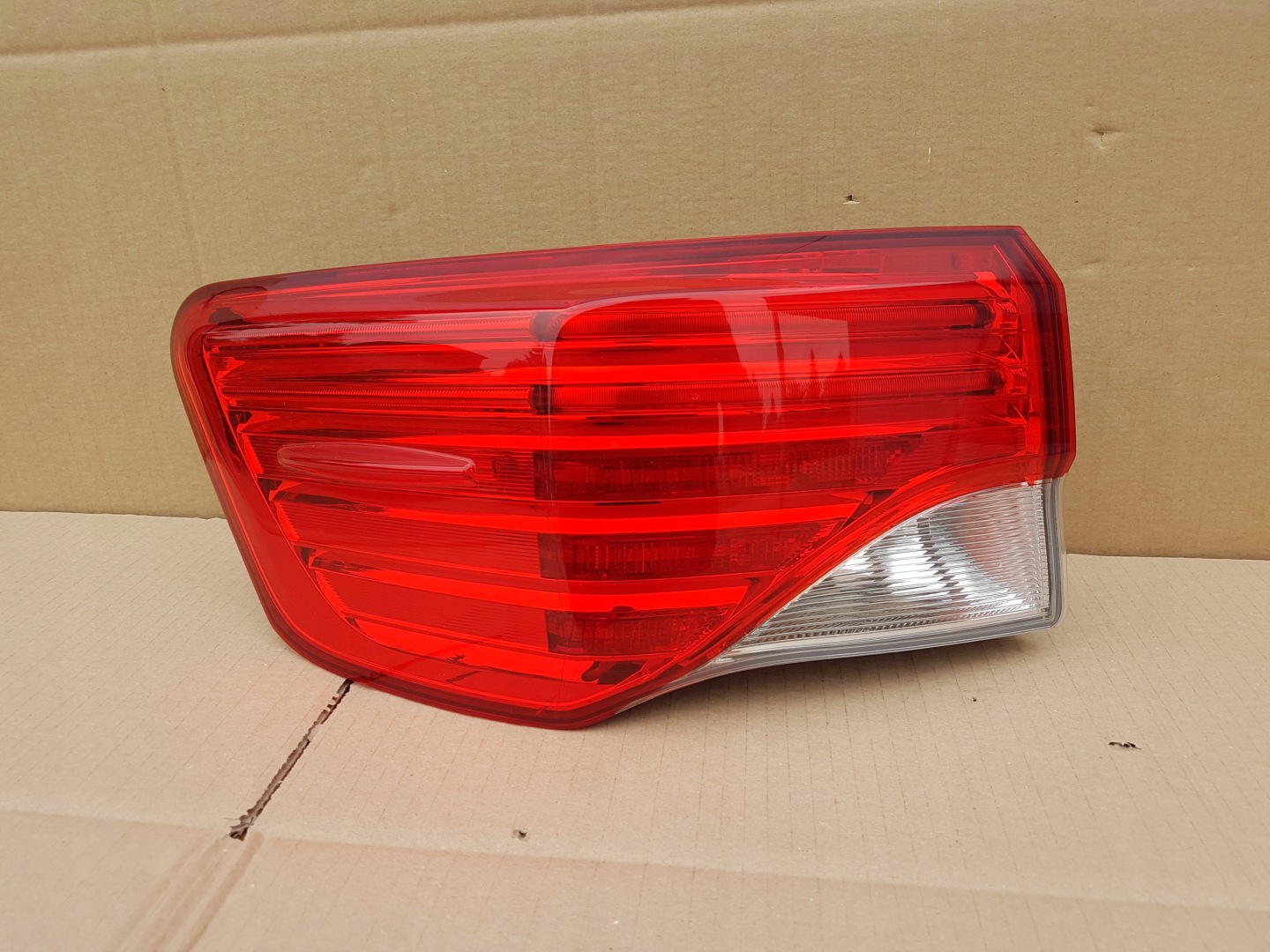 Toyota Avensis T27 Rückleuchte Rearlamp - Thumbnail 1