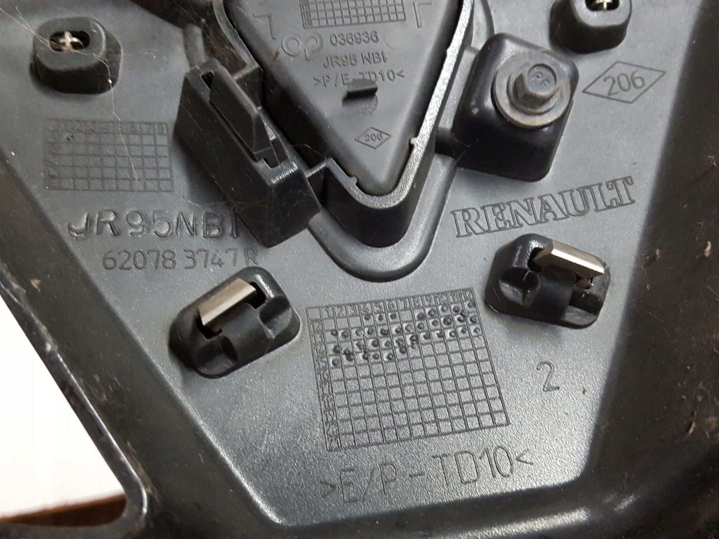 Renault ScĂ©nic I JA Kühlergrill FRONTGRILL Kühlergitter 620783747R - Thumbnail 6