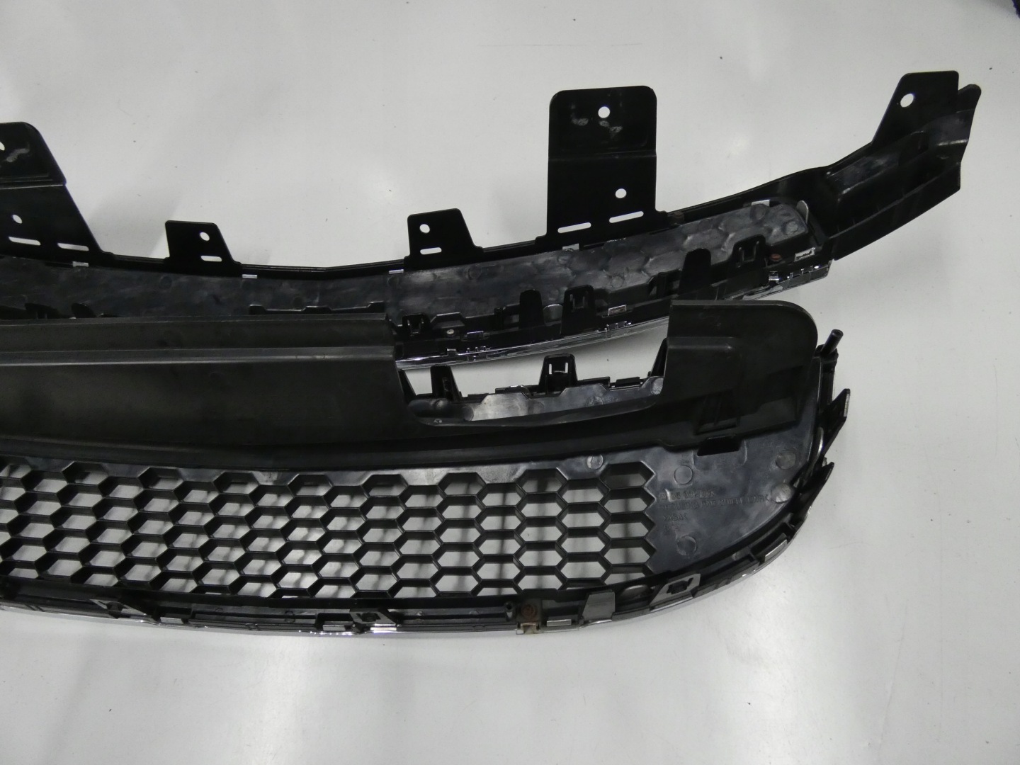 Chevrolet Orlando KL1Y Kühlergrill FRONTGRILL Kühlergitter - Thumbnail 9