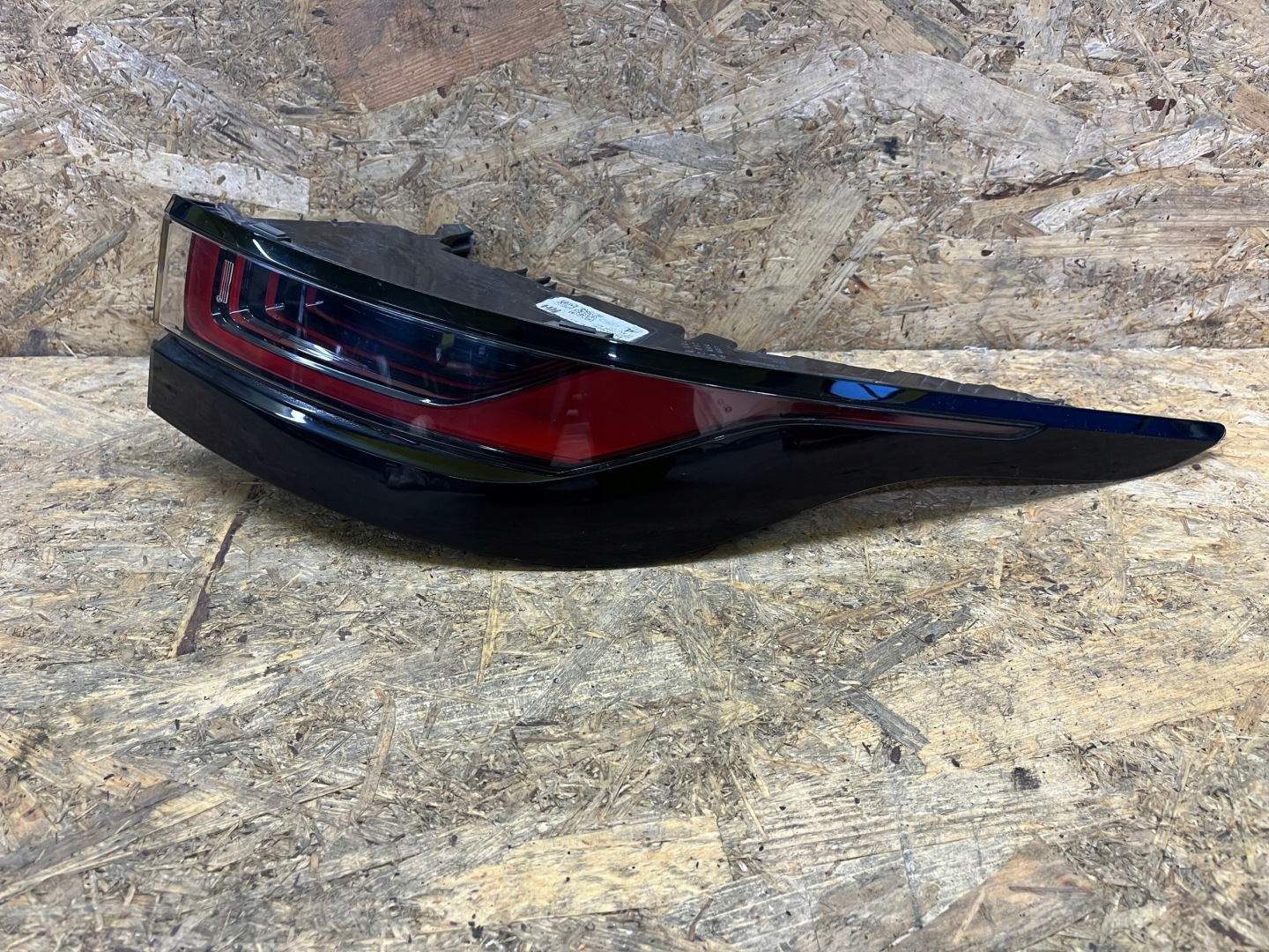 Land Rover Range Velar L560 Rückleuchte K8D213404A Rearlamp - Thumbnail 1
