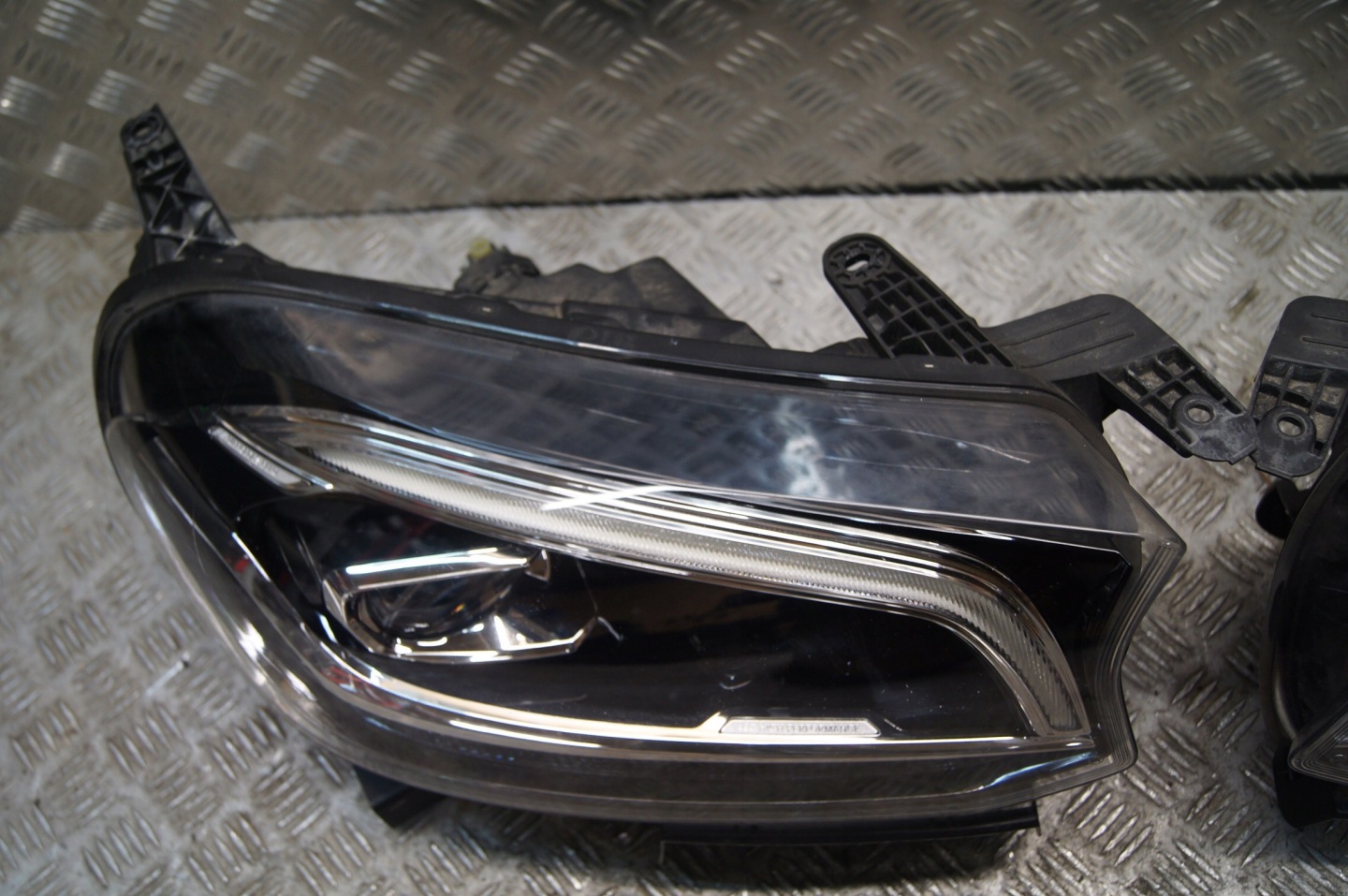 Frontscheinwerfer Mercedes-Benz X-Klasse W470 A4709060800 LED Links Headlight - Thumbnail 7