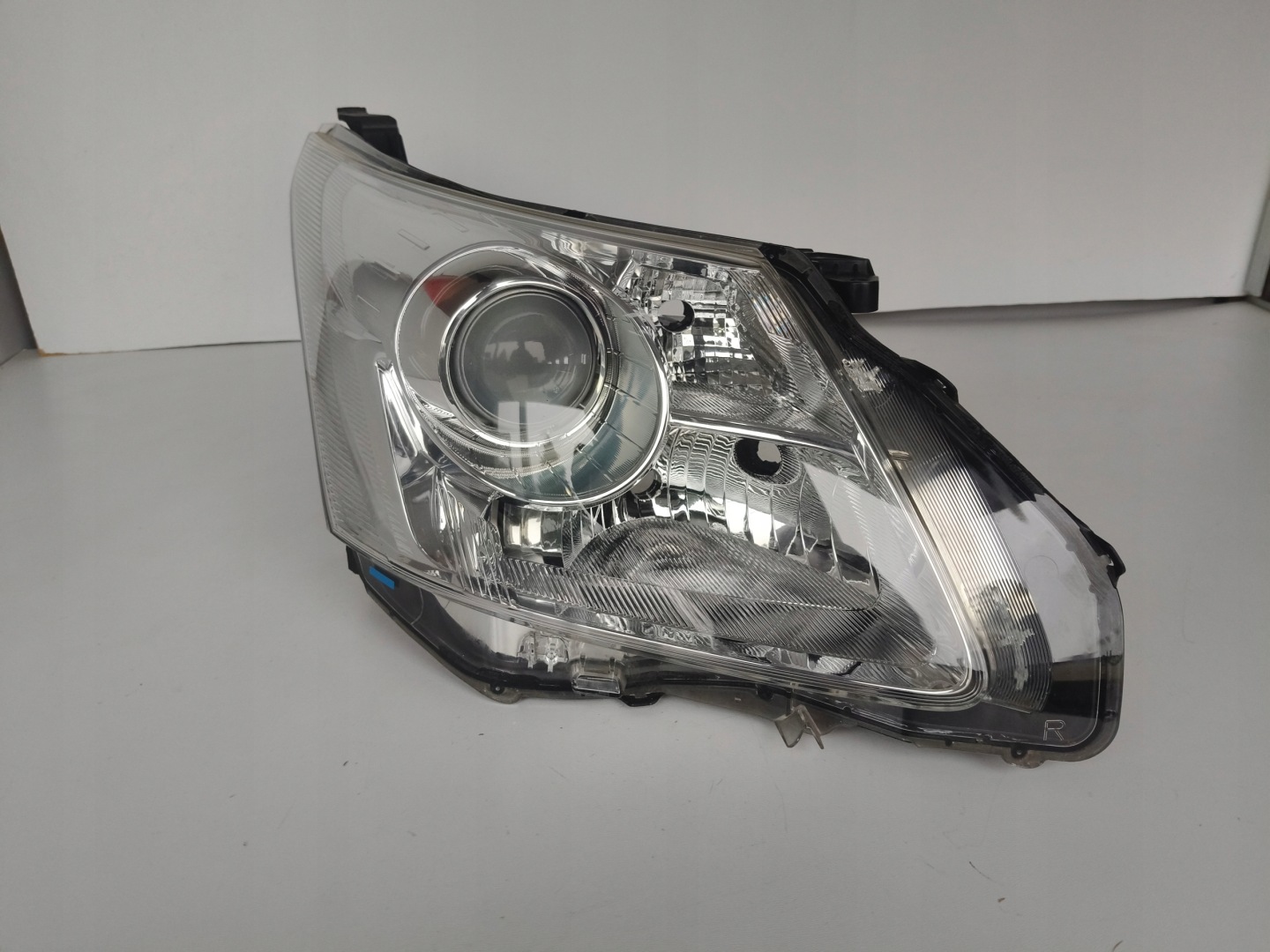 Frontscheinwerfer Toyota Avensis T27 LED Rechts Scheinwerfer Headlight - Thumbnail 1