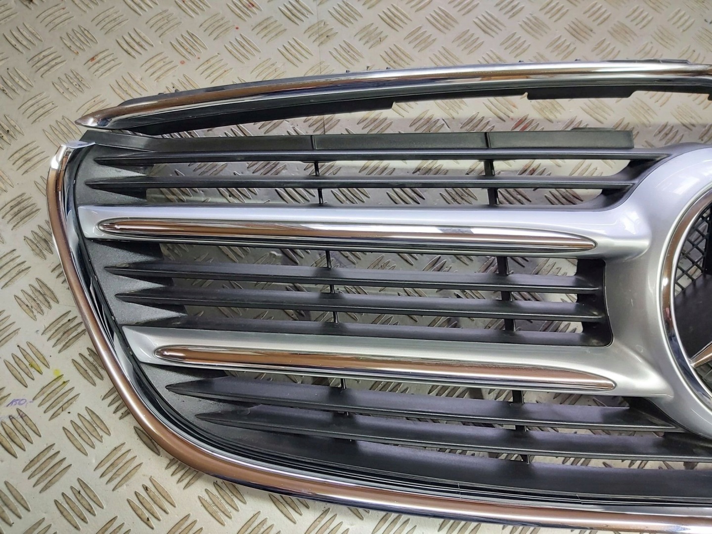 Mercedes-Benz Vito W447 Kühlergrill FRONTGRILL Kühlergitter A4478800083 - Thumbnail 4