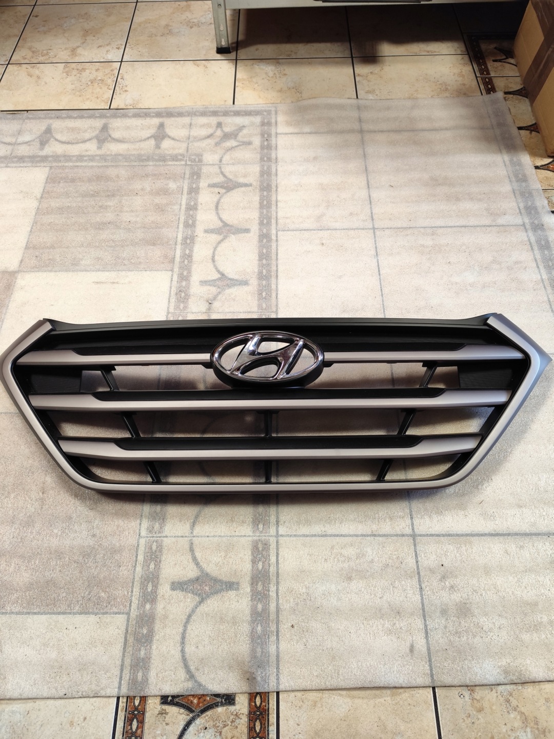 Hyundai Tucson NX4E Kühlergrill FRONTGRILL Kühlergitter 86351D7000 - Thumbnail 1