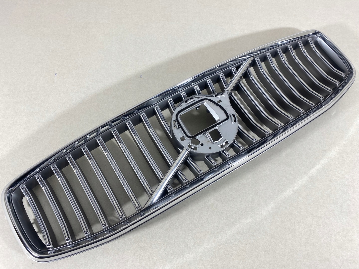 Volvo S90/V90 S90 Kühlergrill FRONTGRILL Kühlergitter 32234080 - Thumbnail 6