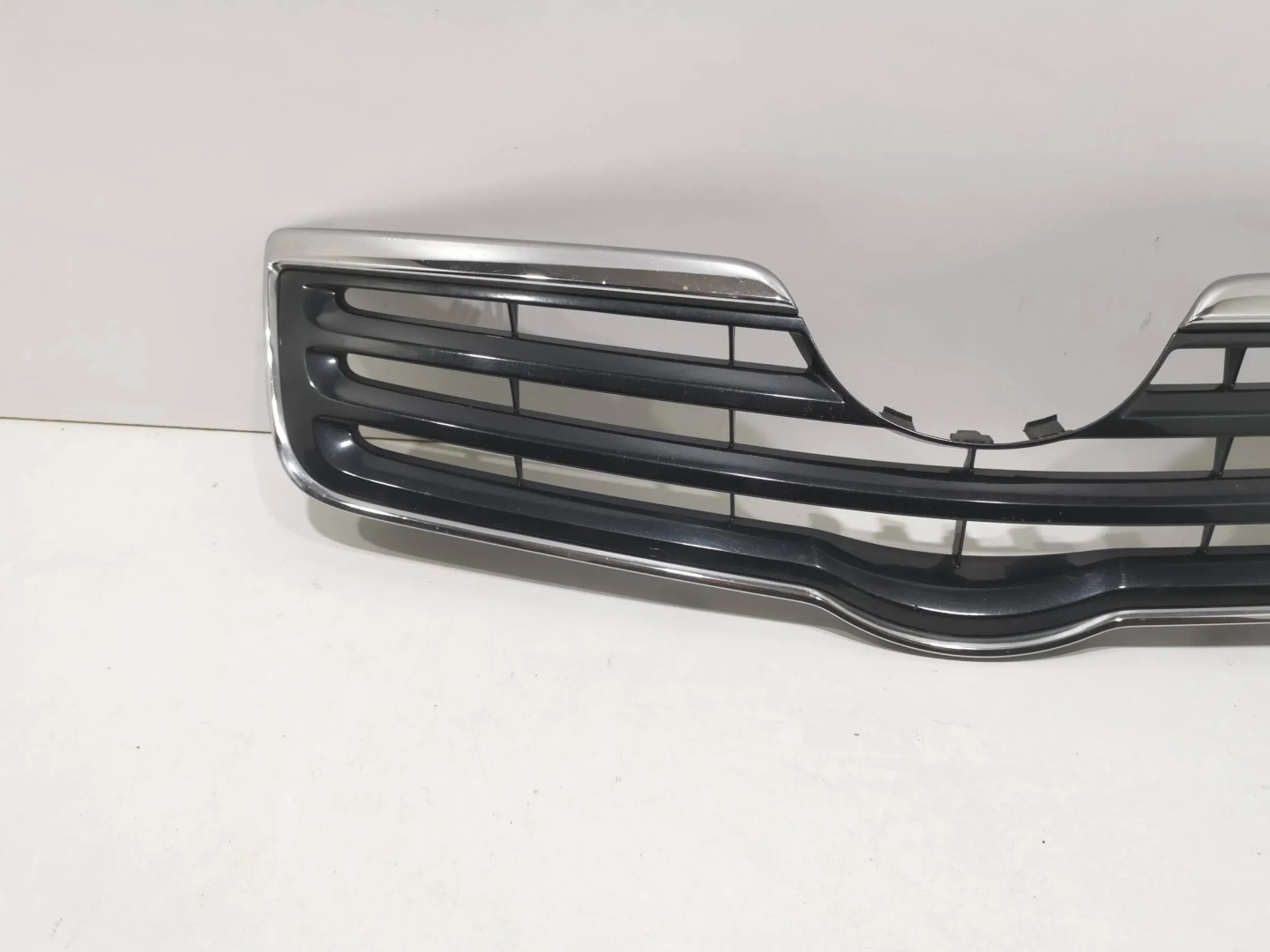 Toyota Avensis T25 Kühlergrill FRONTGRILL Kühlergitter 5310005080 - Thumbnail 11
