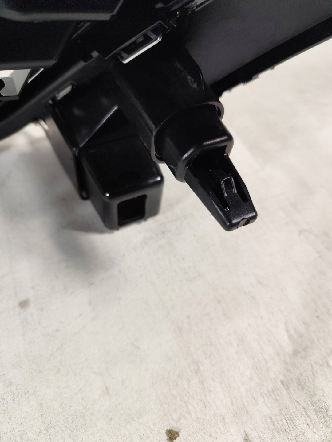 SEAT Ateca 575 Kühlergrill FRONTGRILL Kühlergitter 575853654E - Thumbnail 9