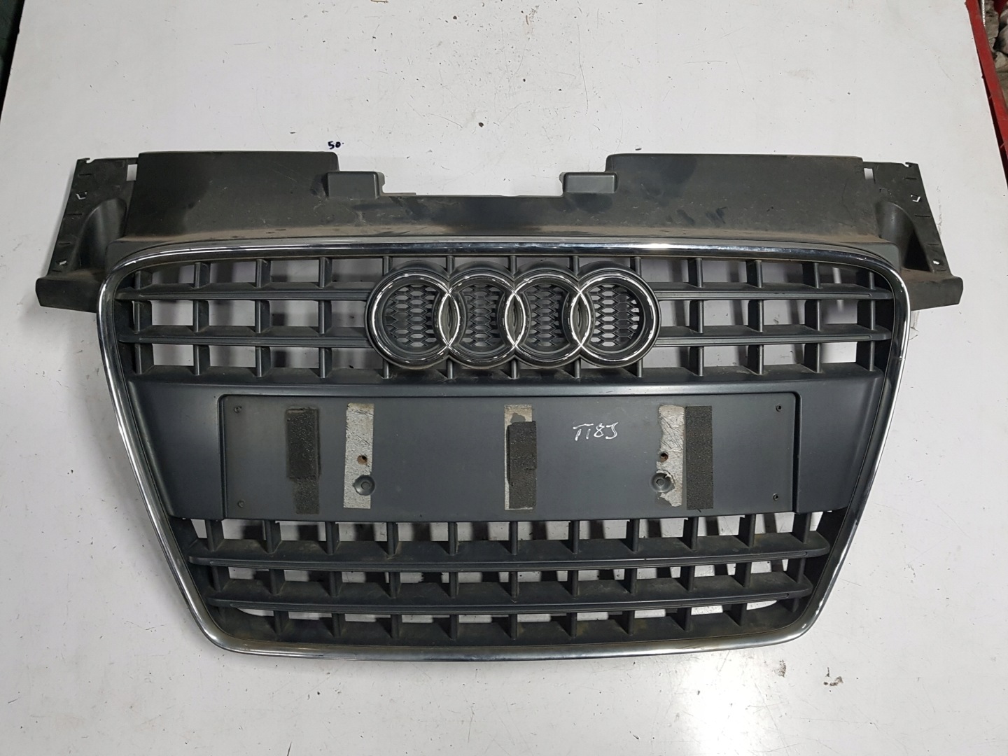 Audi TT 8J Kühlergrill FRONTGRILL Kühlergitter 8J0853651TT - Thumbnail 1