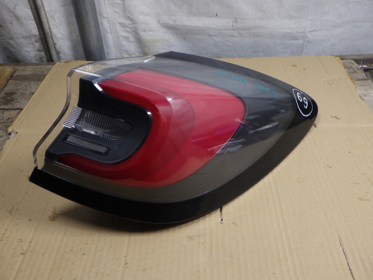 Ford Puma II Mk2 Rückleuchte Rearlamp - Thumbnail 1