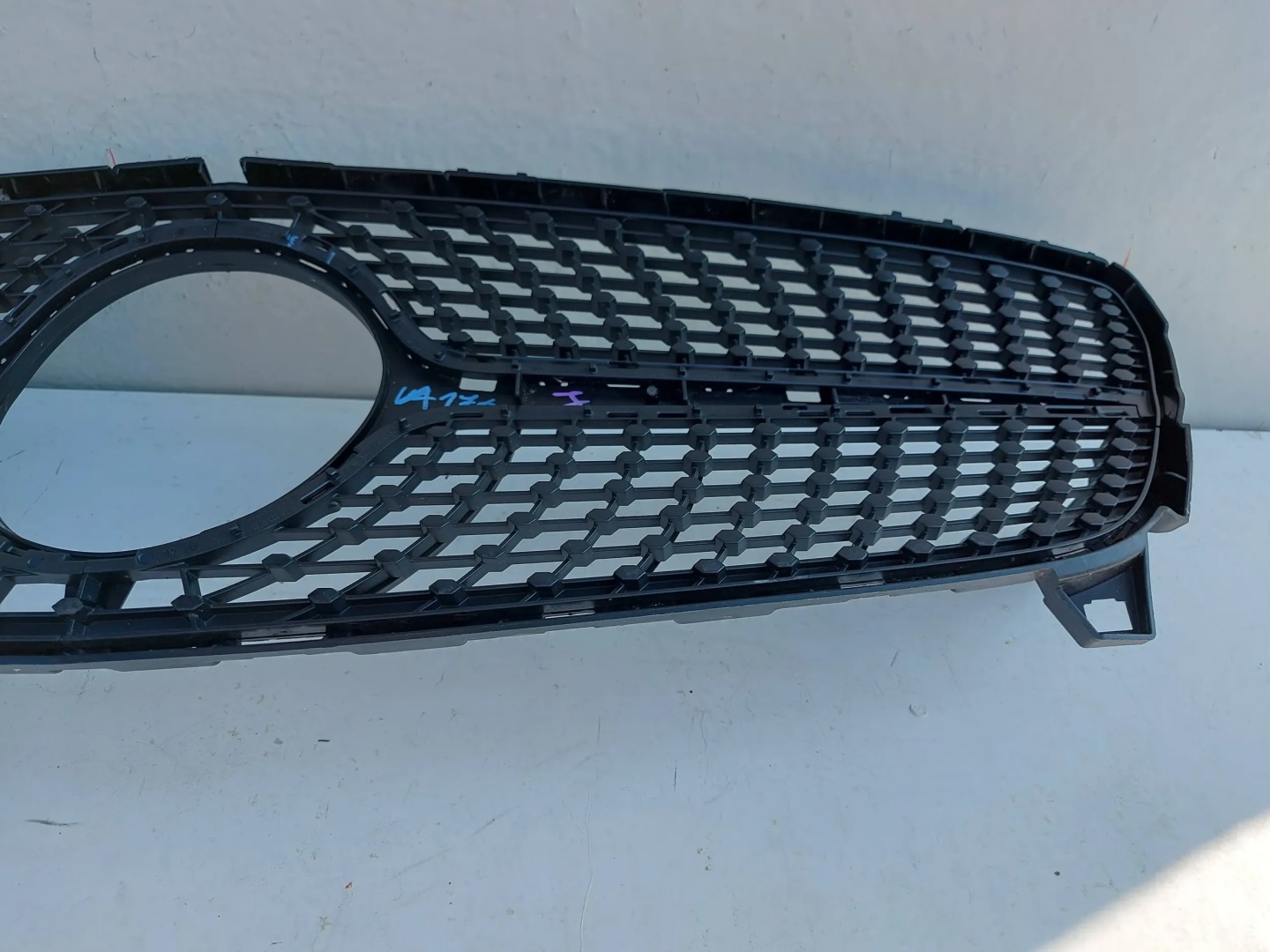 Mercedes-Benz A-Klasse W176 Kühlergrill FRONTGRILL Kühlergitter A1768881760 - Thumbnail 7