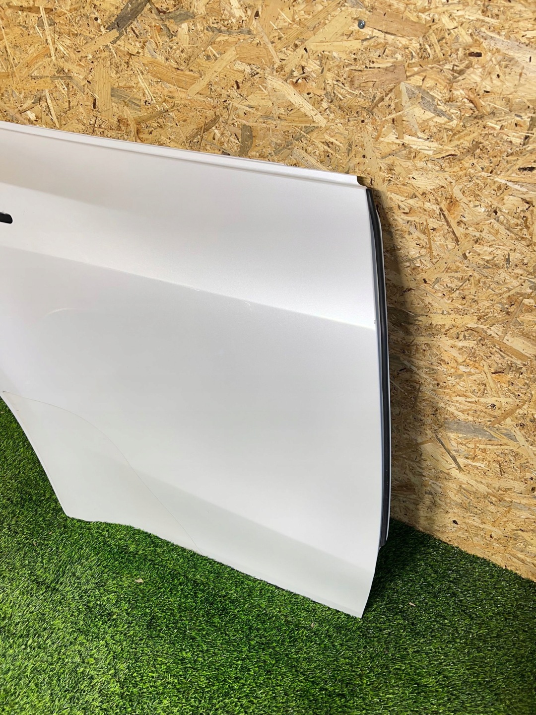 Tesla Model Y 005 Tür Hinten Rechts Door Porta Porte - Thumbnail 2