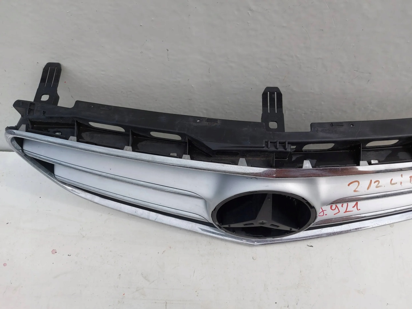 Mercedes-Benz E-Klasse W212 Kühlergrill FRONTGRILL Kühlergitter A2128850822 - Thumbnail 6
