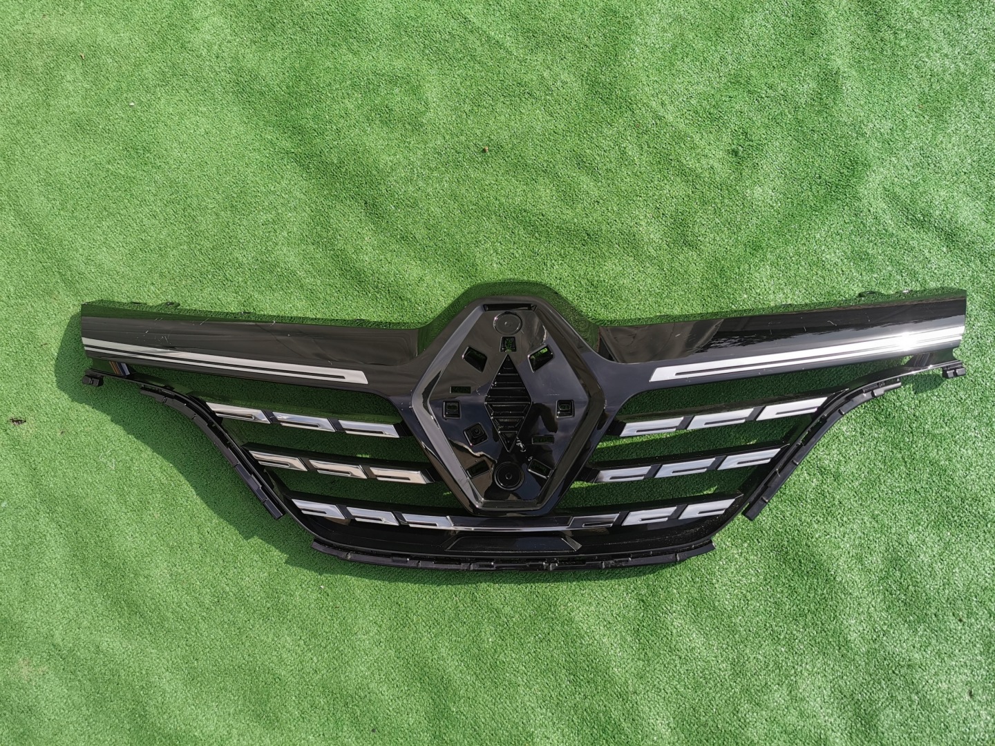 Renault MĂ©gane I BA.. Kühlergrill FRONTGRILL Kühlergitter 623107151R - Thumbnail 1