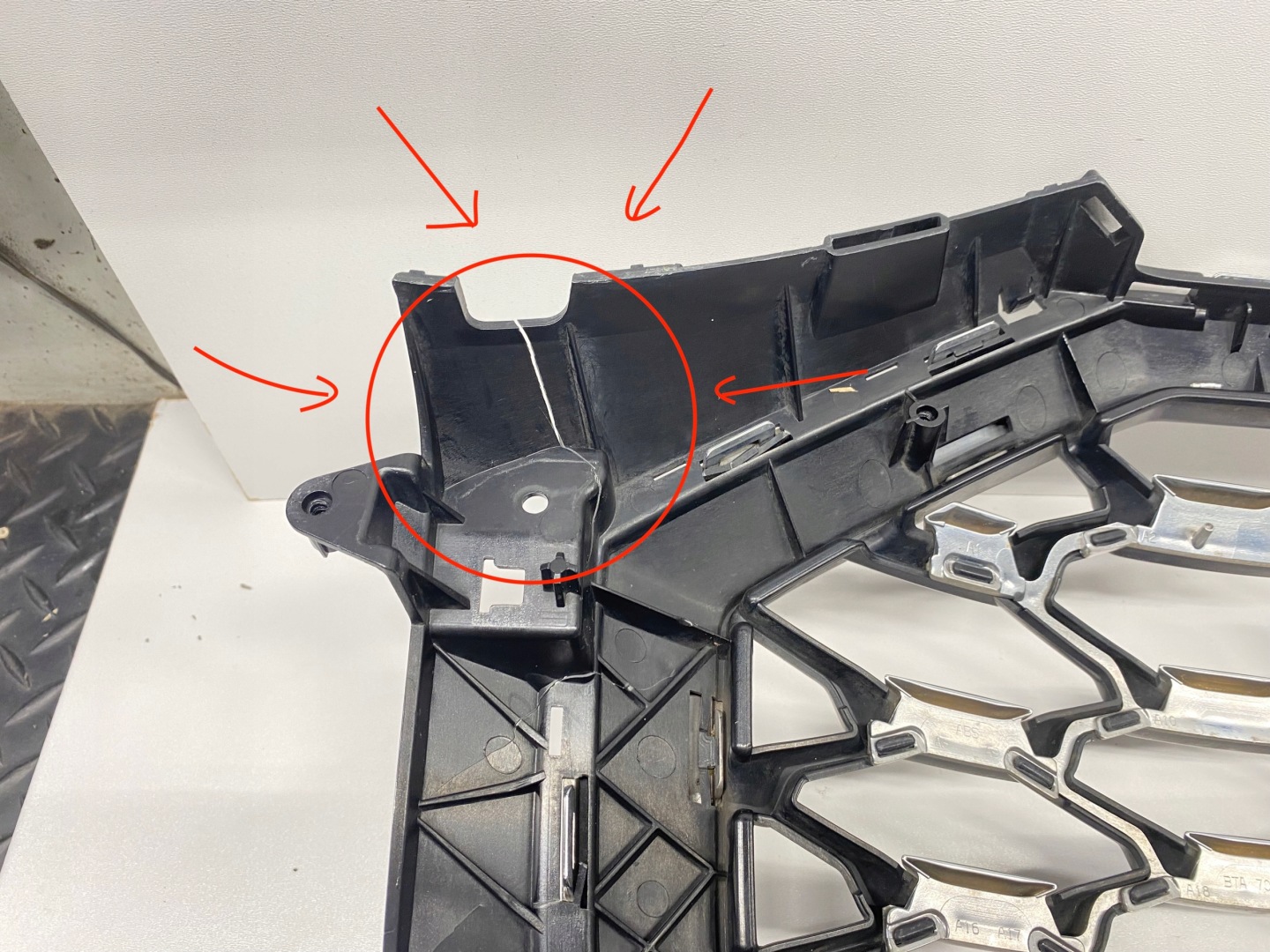 Audi Q3 Kühlergrill FRONTGRILL Kühlergitter 83F853651GR - Thumbnail 11