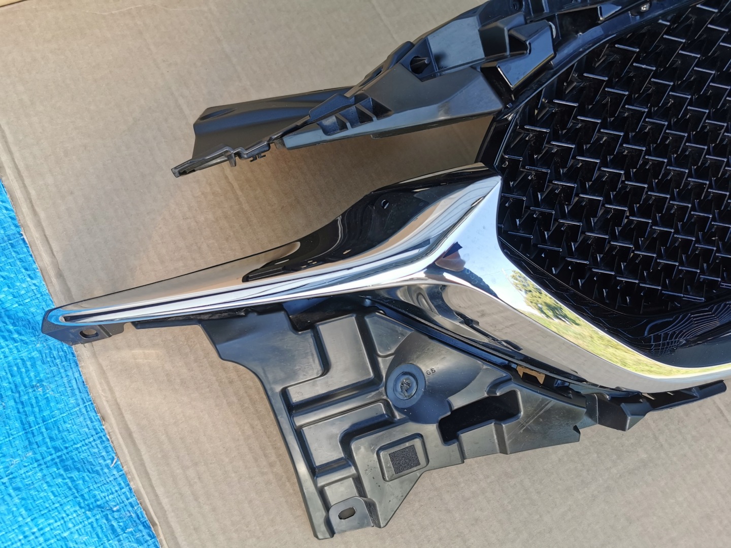 Mazda CX-5 KF Kühlergrill FRONTGRILL Kühlergitter KB8B50712B - Thumbnail 4