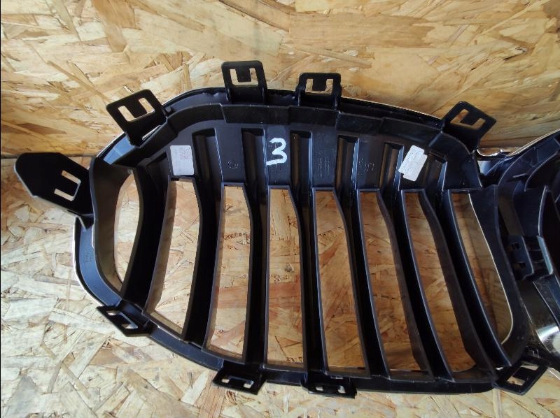 BMW 1 F40 Kühlergrill FRONTGRILL Kühlergitter 5A39366 - Thumbnail 9