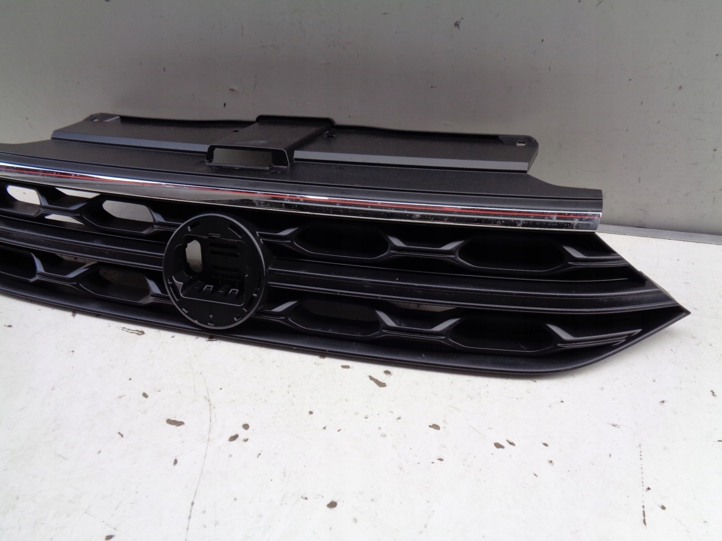 VW T-Roc A1 Kühlergrill FRONTGRILL Kühlergitter 2GA853651L - Thumbnail 2