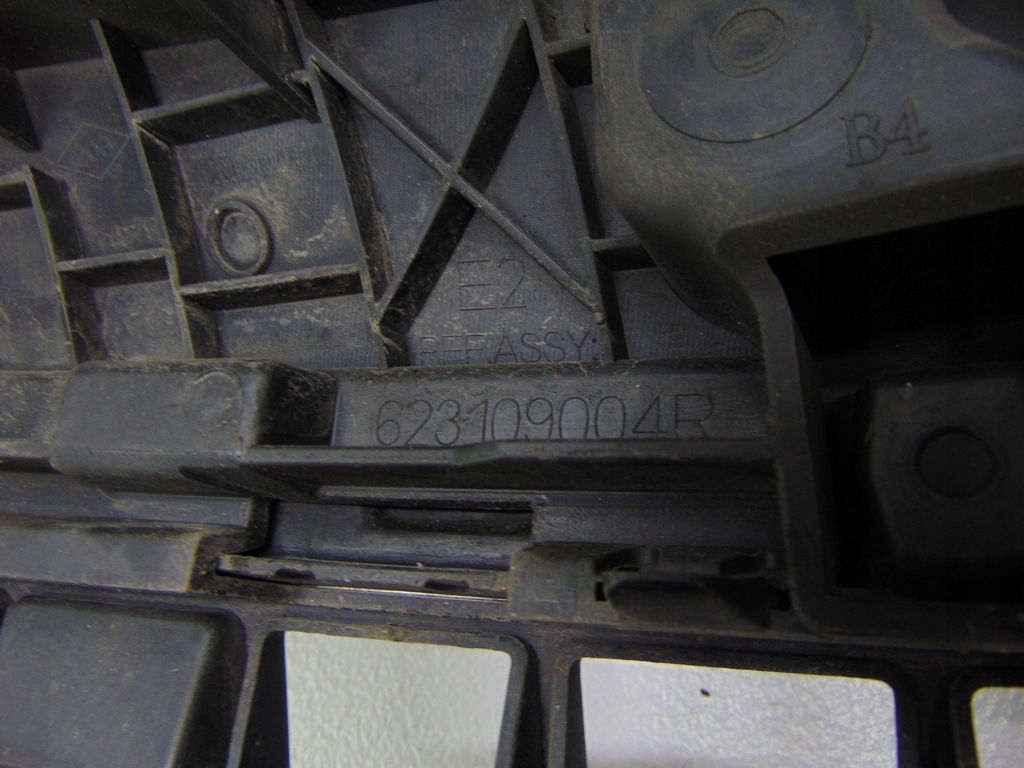 Renault Master II Kühlergrill FRONTGRILL Kühlergitter 623109004R - Thumbnail 11