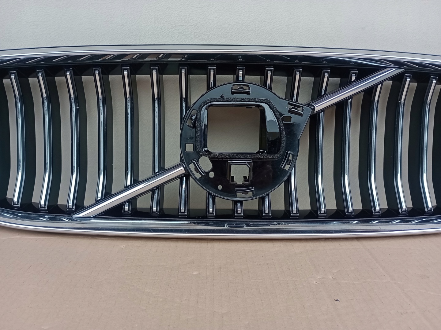 Volvo S90/V90 S90 Kühlergrill FRONTGRILL Kühlergitter 32234088 - Thumbnail 4