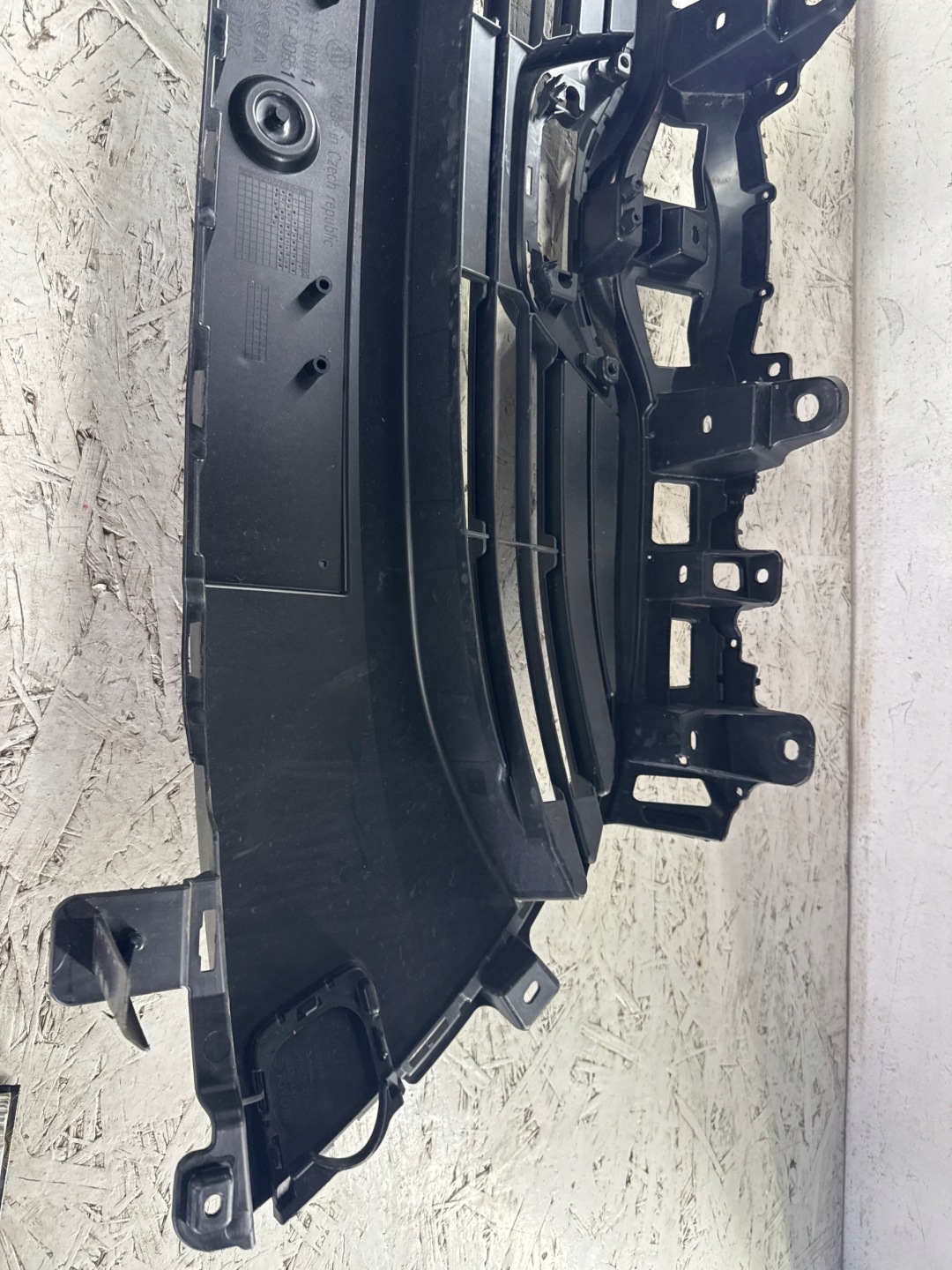 Toyota Yaris I P1 Kühlergrill FRONTGRILL Kühlergitter 531110DD41J - Thumbnail 9