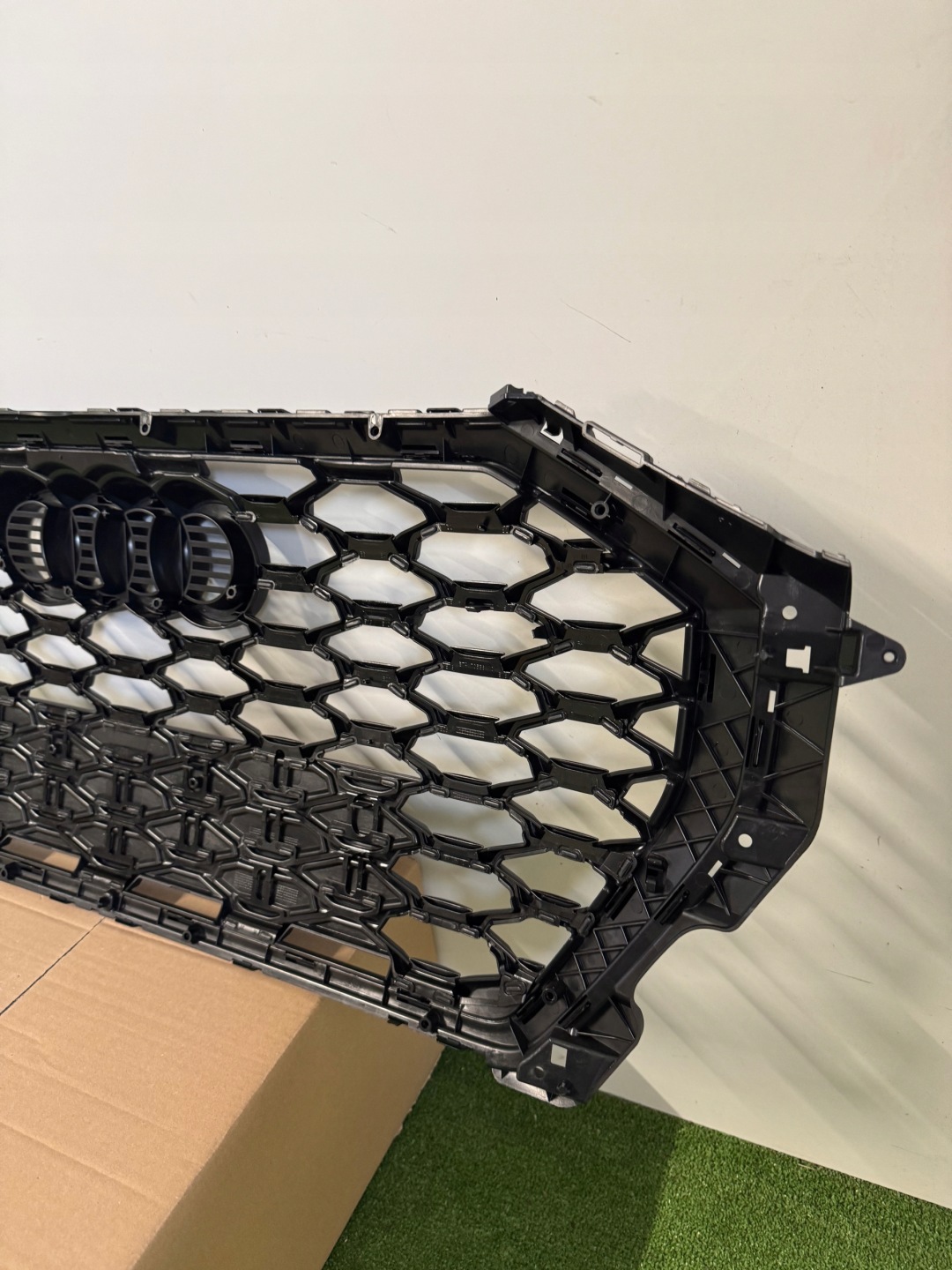 Audi Q3 Kühlergrill FRONTGRILL Kühlergitter 83F853651AU - Thumbnail 10