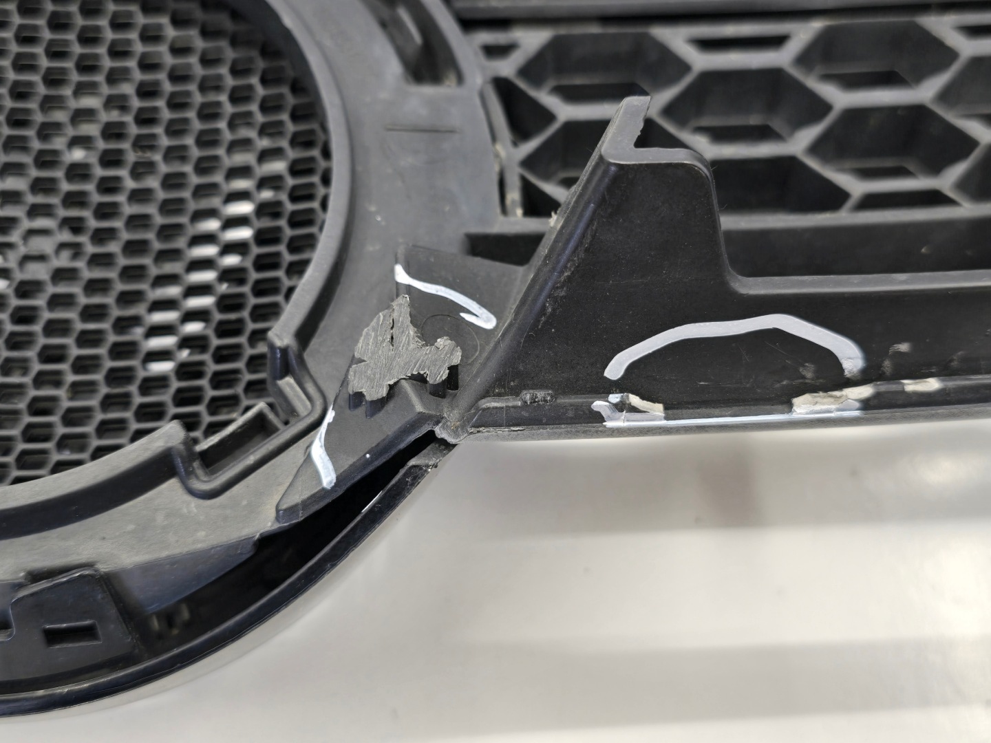 VW Golf V Kühlergrill FRONTGRILL Kühlergitter 5K0853653C - Thumbnail 9