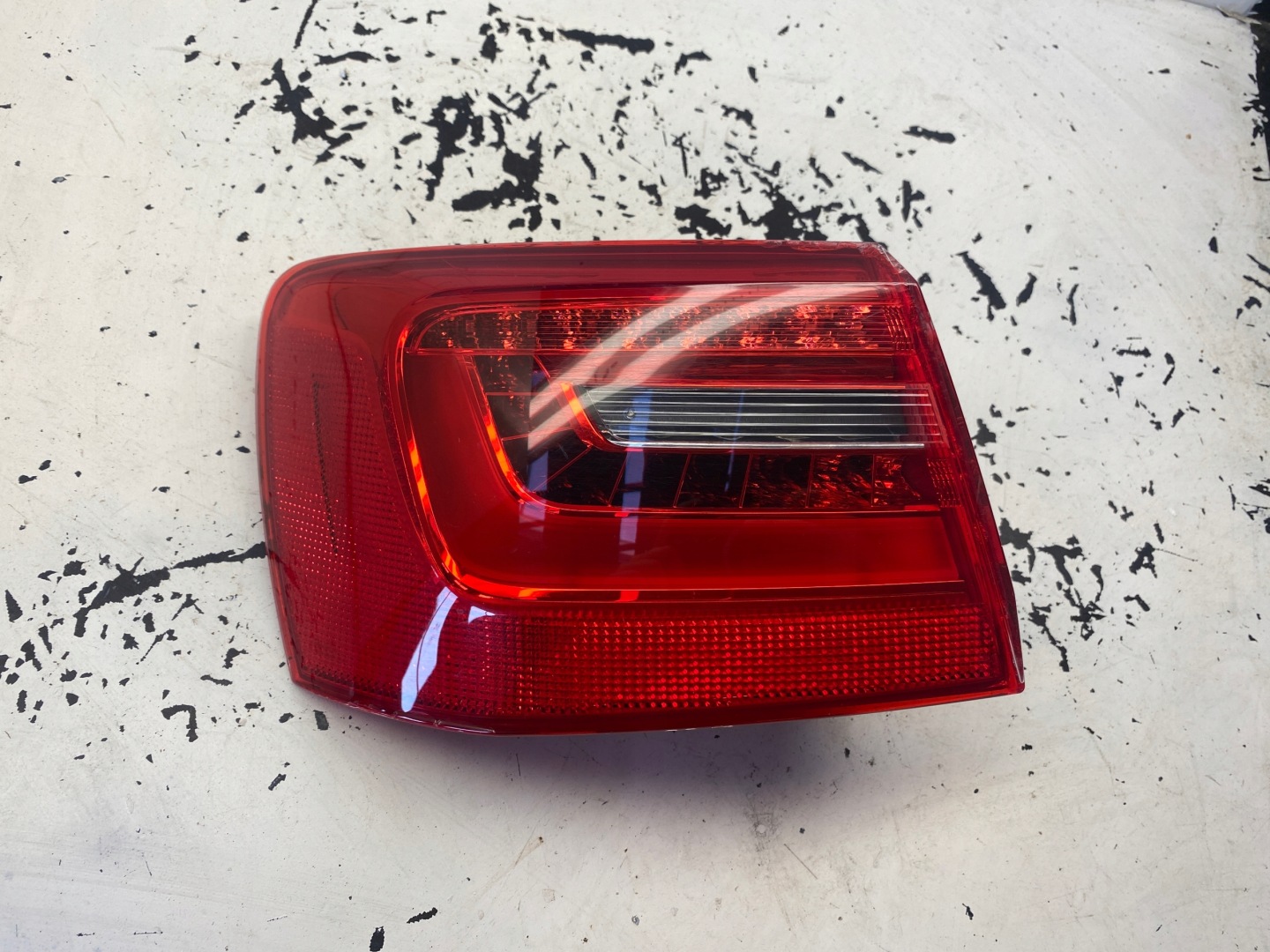 Audi A6 Rückleuchte 4G9945095B Rearlamp - Thumbnail 1