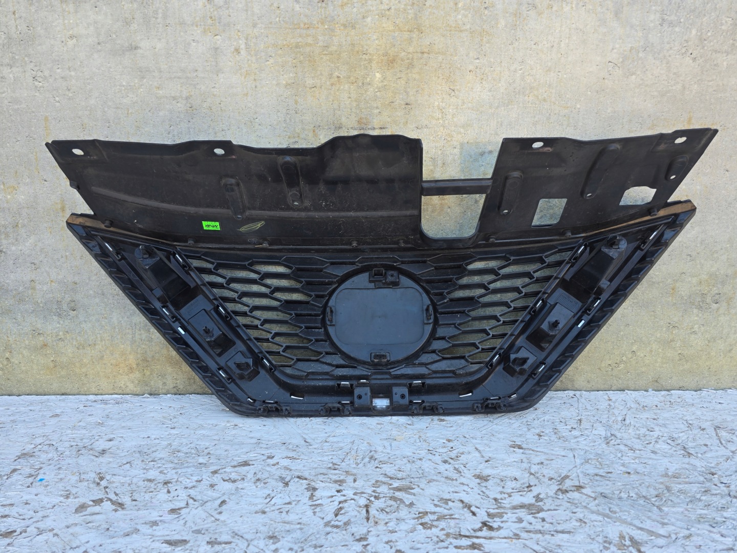 Nissan Qashqai J11 Kühlergrill FRONTGRILL Kühlergitter 62398HV80A - Thumbnail 7