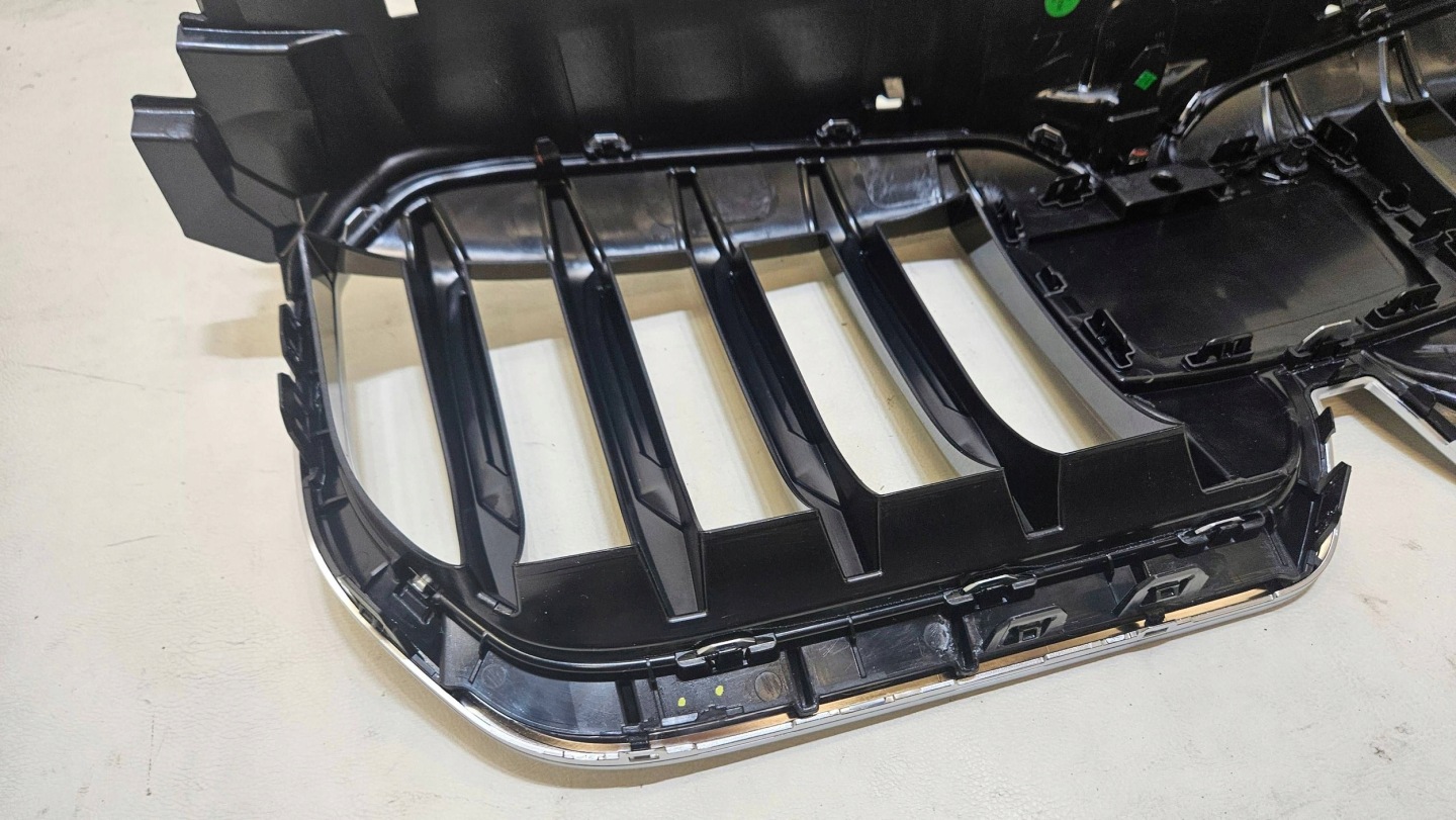 BMW X1 U11 Kühlergrill FRONTGRILL Kühlergitter 9883426 - Thumbnail 12
