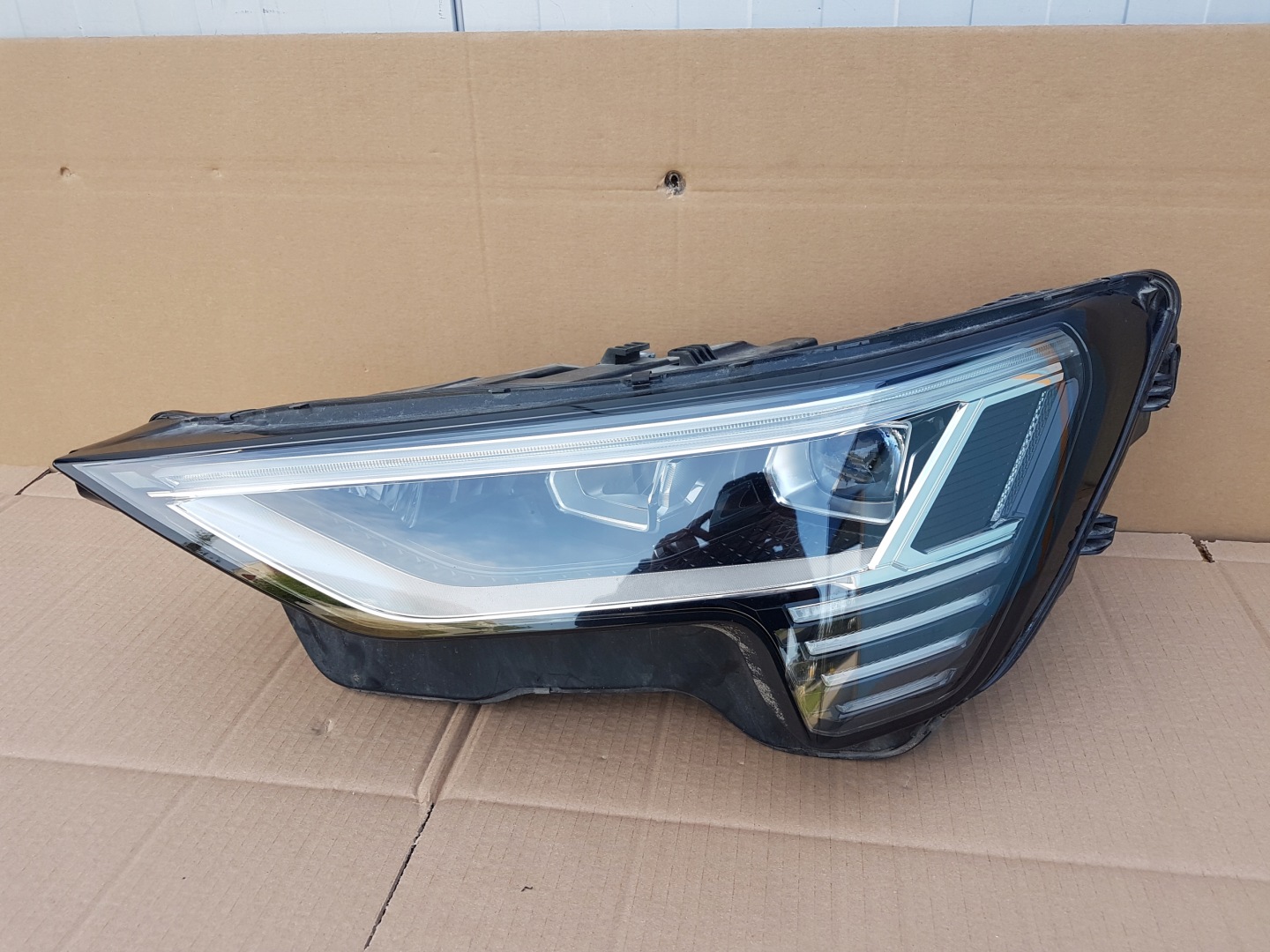 Frontscheinwerfer Audi e-tron 4KE941039 LED Links Scheinwerfer Headlight - Thumbnail 1