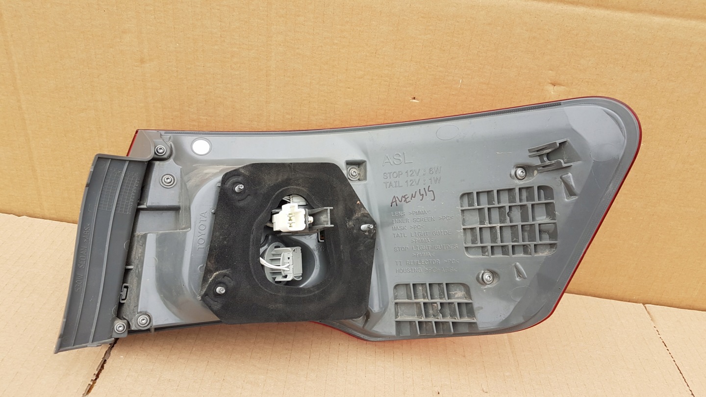 Toyota Avensis T27 Rückleuchte Rearlamp - Thumbnail 8