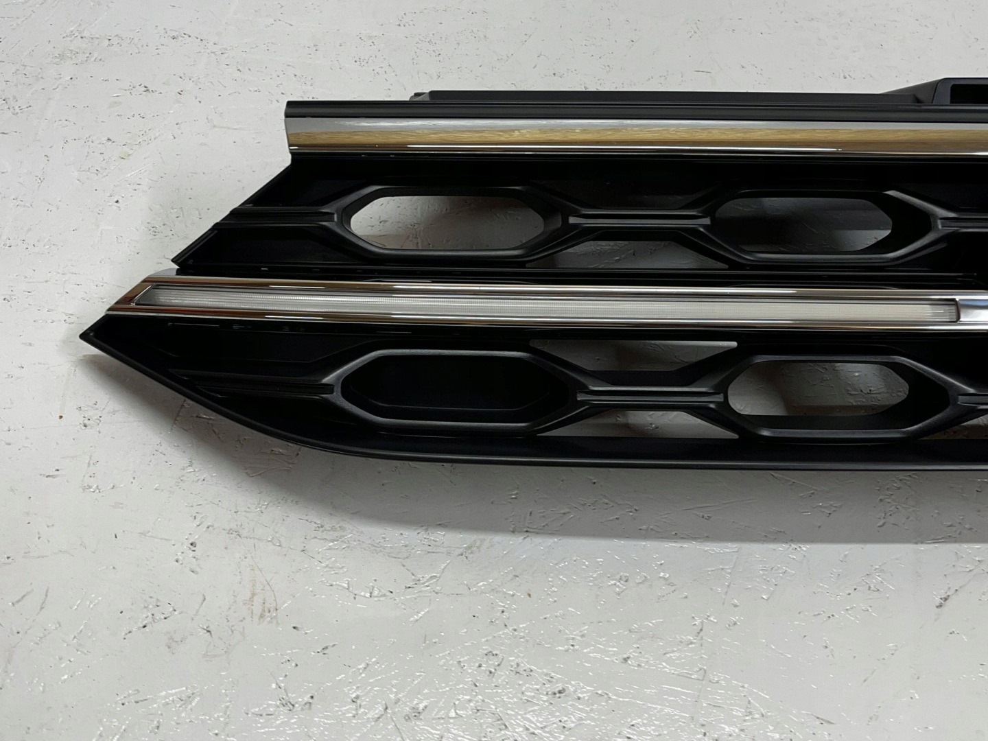 VW T-Roc A1 Kühlergrill FRONTGRILL Kühlergitter 2GA853653H - Thumbnail 3